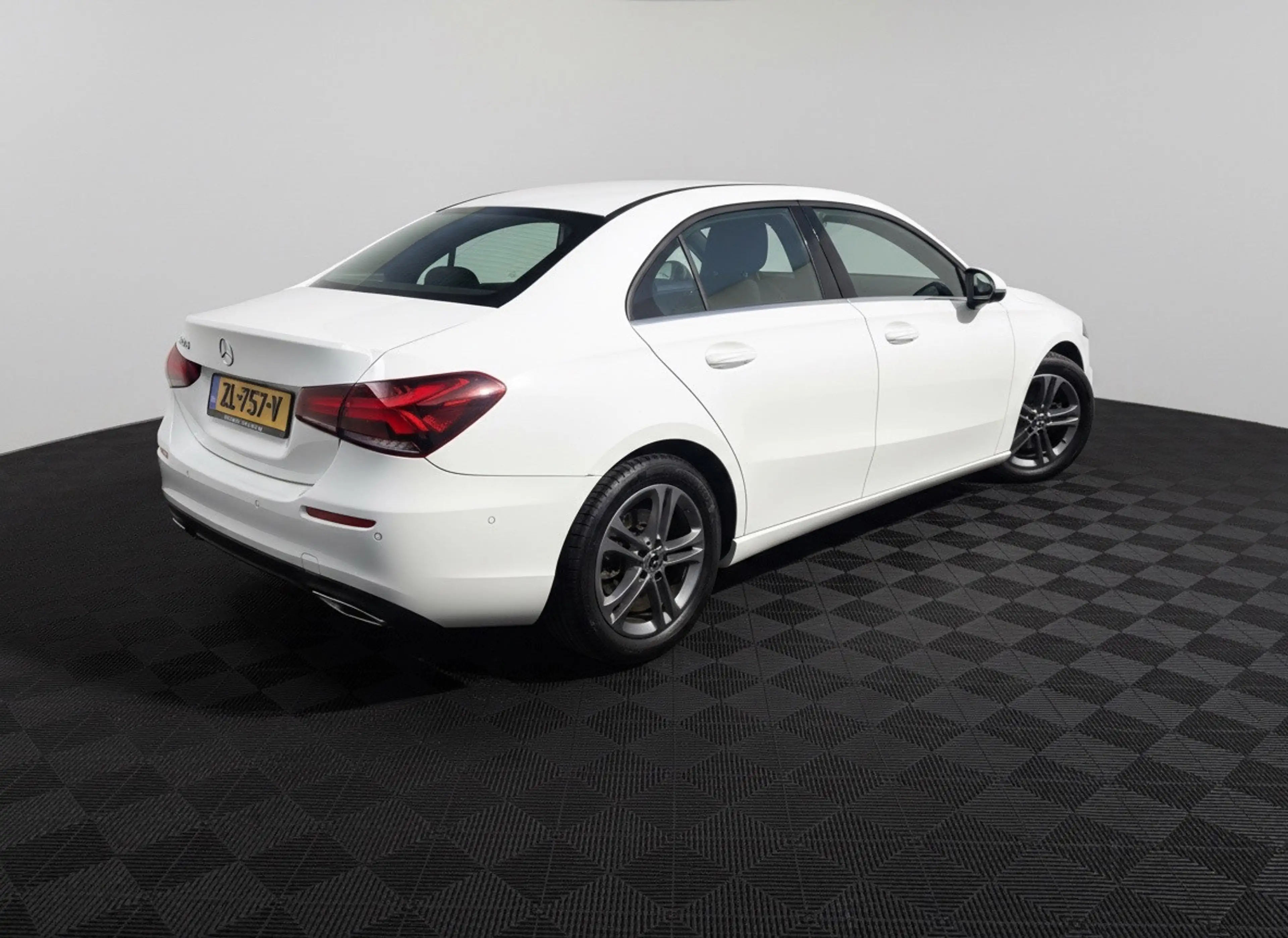 Mercedes-Benz A 200 Business Solution — photo 4