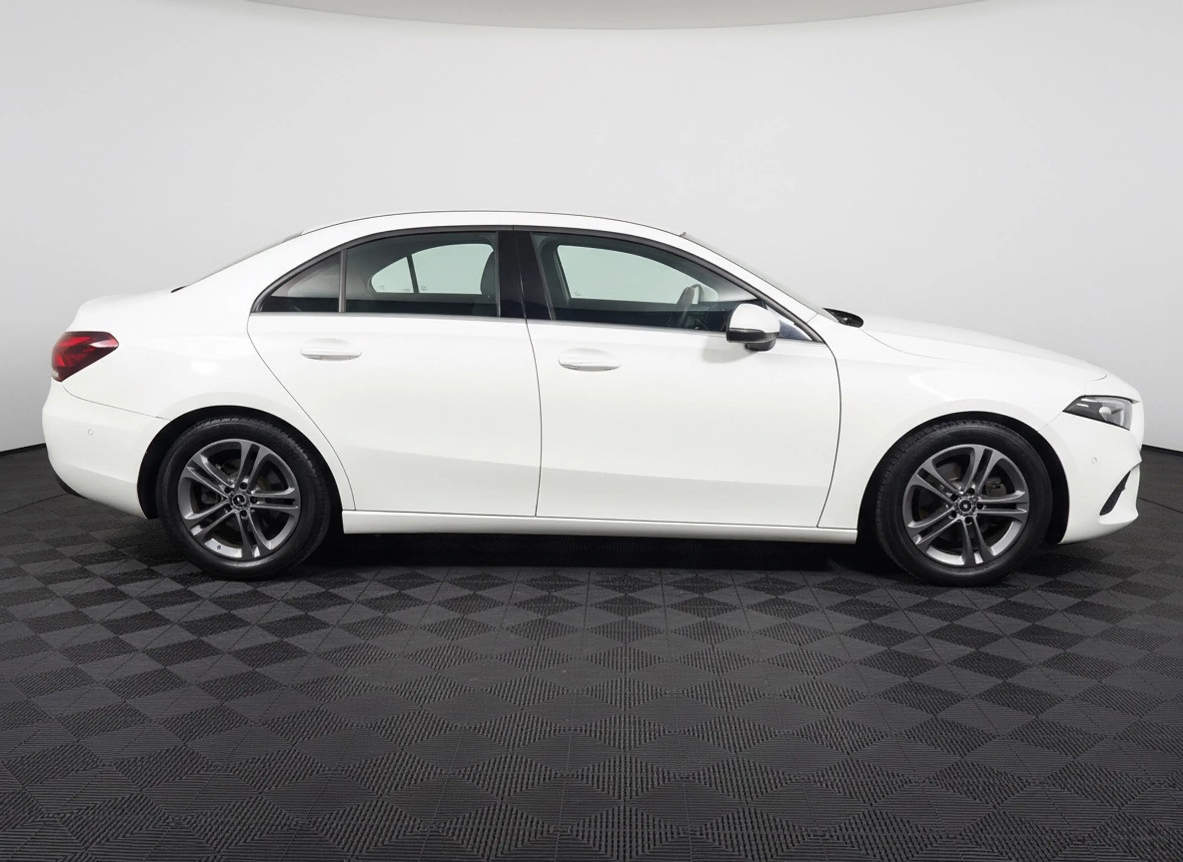 Mercedes-Benz A 200 Business Solution — photo 6
