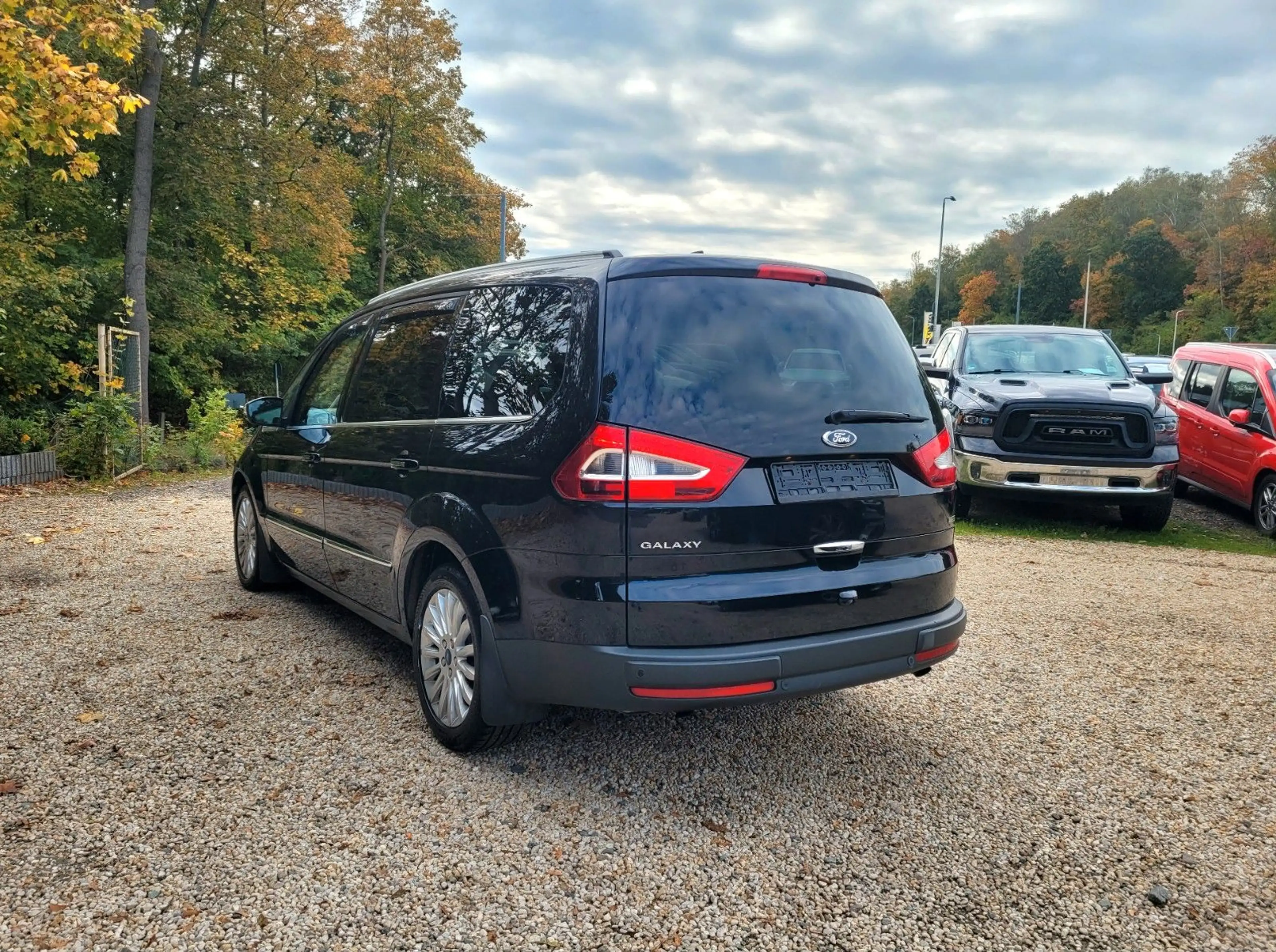 Ford Galaxy Titanium 2.0 Aut.*Navi*R-Cam*Pano*LMF*WR* — photo 3