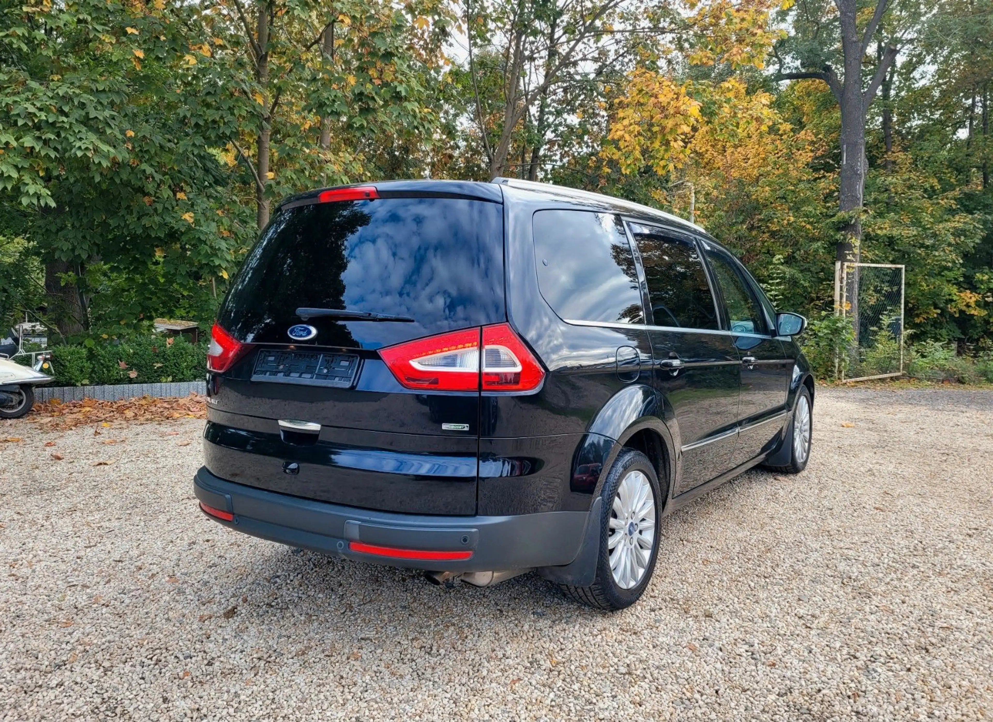 Ford Galaxy Titanium 2.0 Aut.*Navi*R-Cam*Pano*LMF*WR* — photo 6
