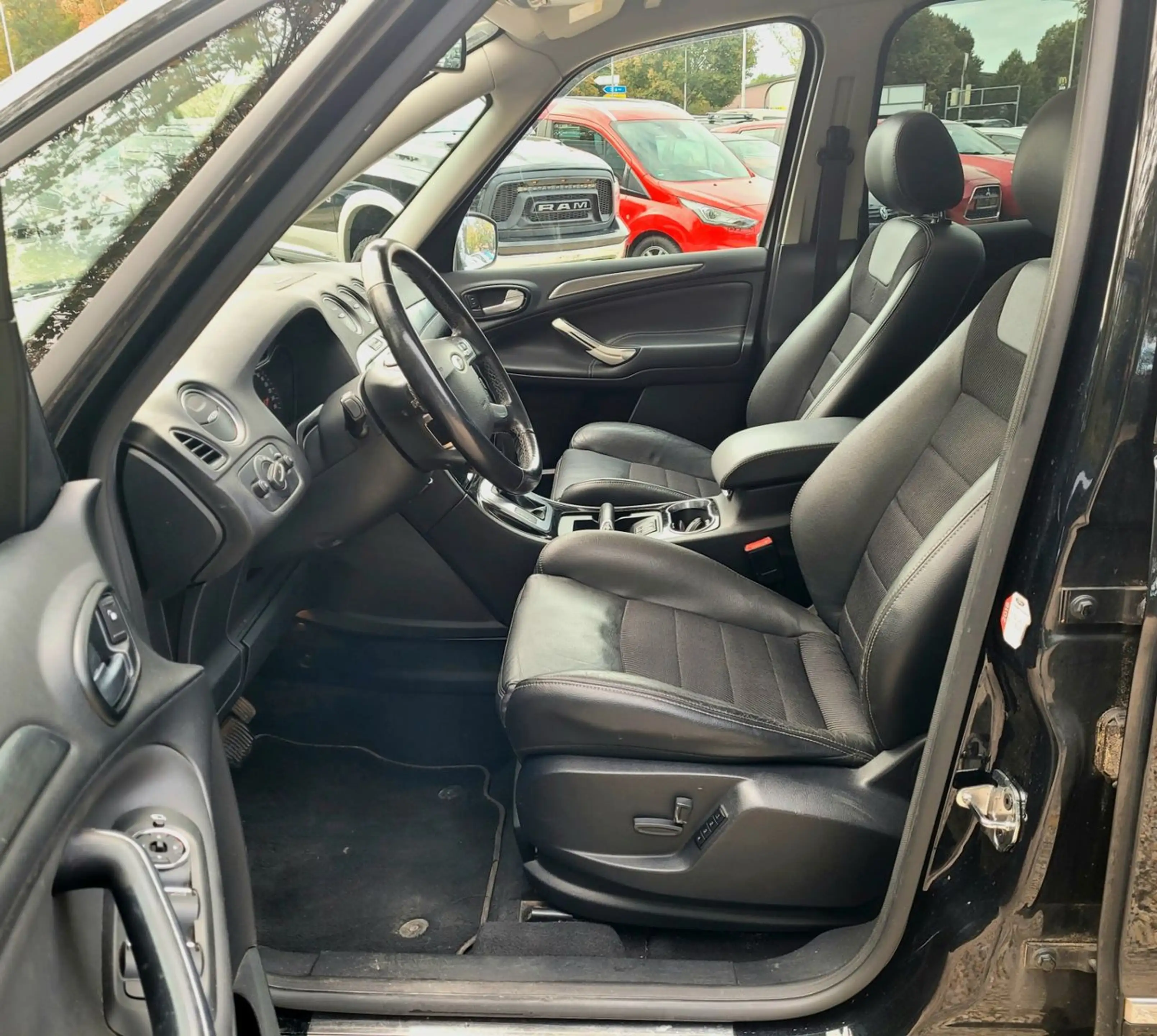 Ford Galaxy Titanium 2.0 Aut.*Navi*R-Cam*Pano*LMF*WR* — photo 14