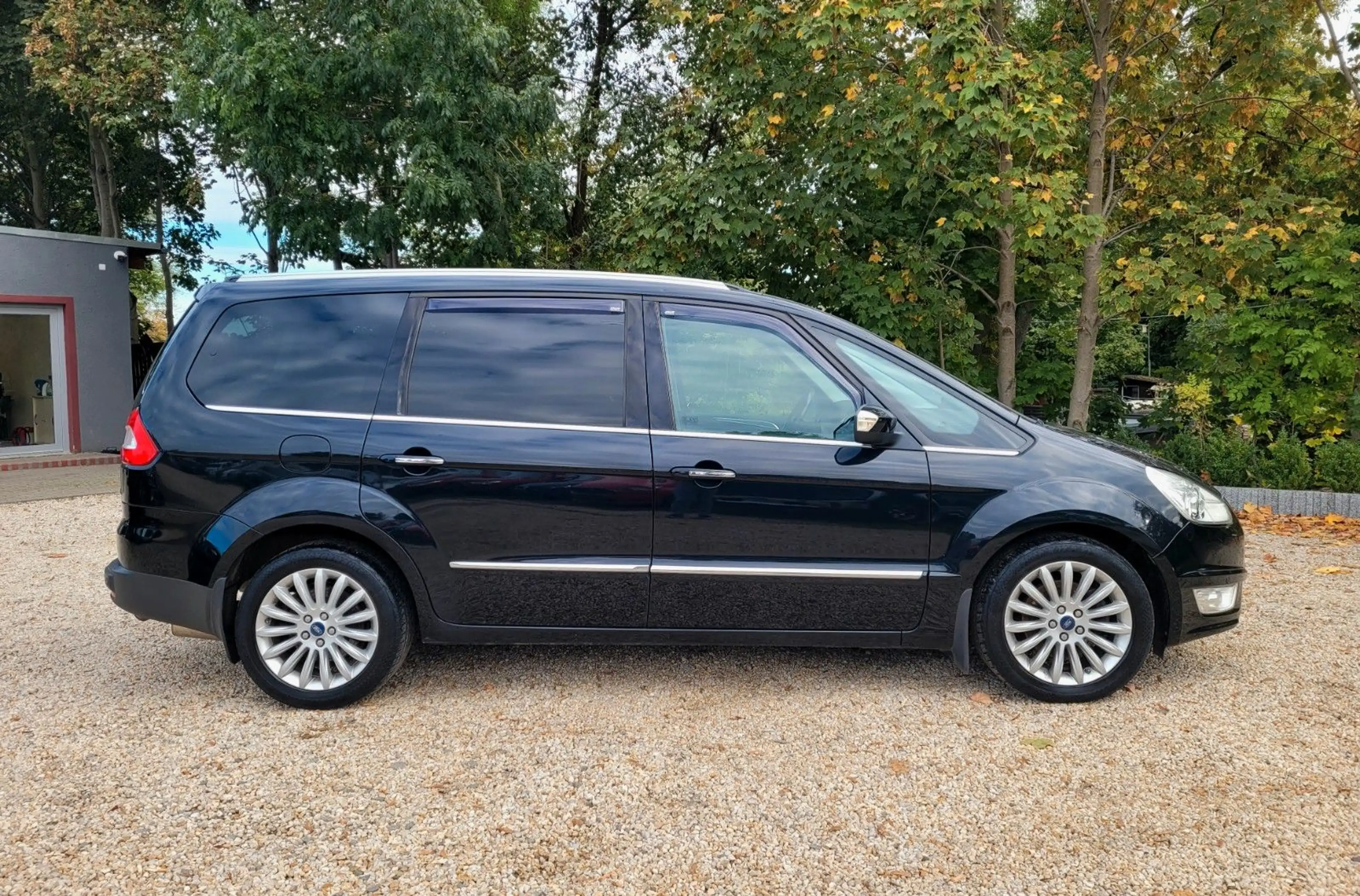 Ford Galaxy Titanium 2.0 Aut.*Navi*R-Cam*Pano*LMF*WR* — photo 7