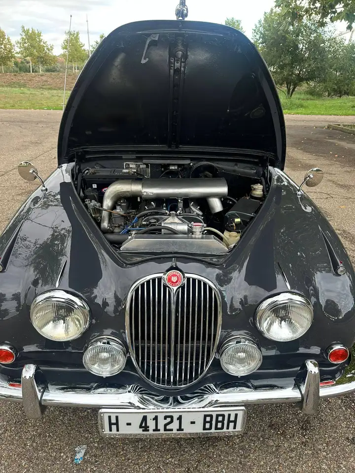 Jaguar MK II Unidad nacional. LHM. Tapicería Cuero Rojo. Culata Straighpost. 4 marchas + Oberdriver + D.., foto 2