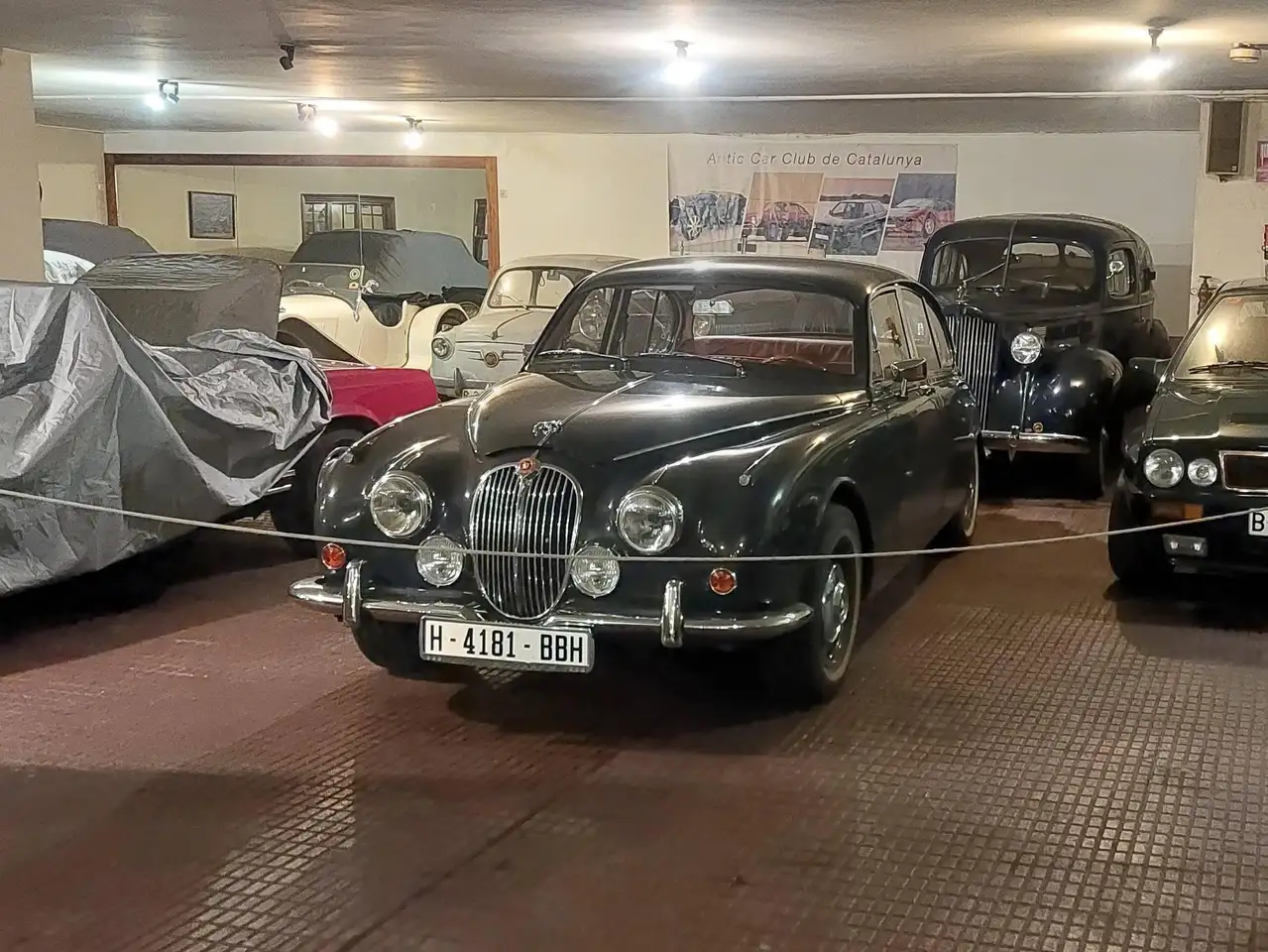 Jaguar MK II Unidad nacional. LHM. Tapicería Cuero Rojo. Culata Straighpost. 4 marchas + Oberdriver + D.., foto 1