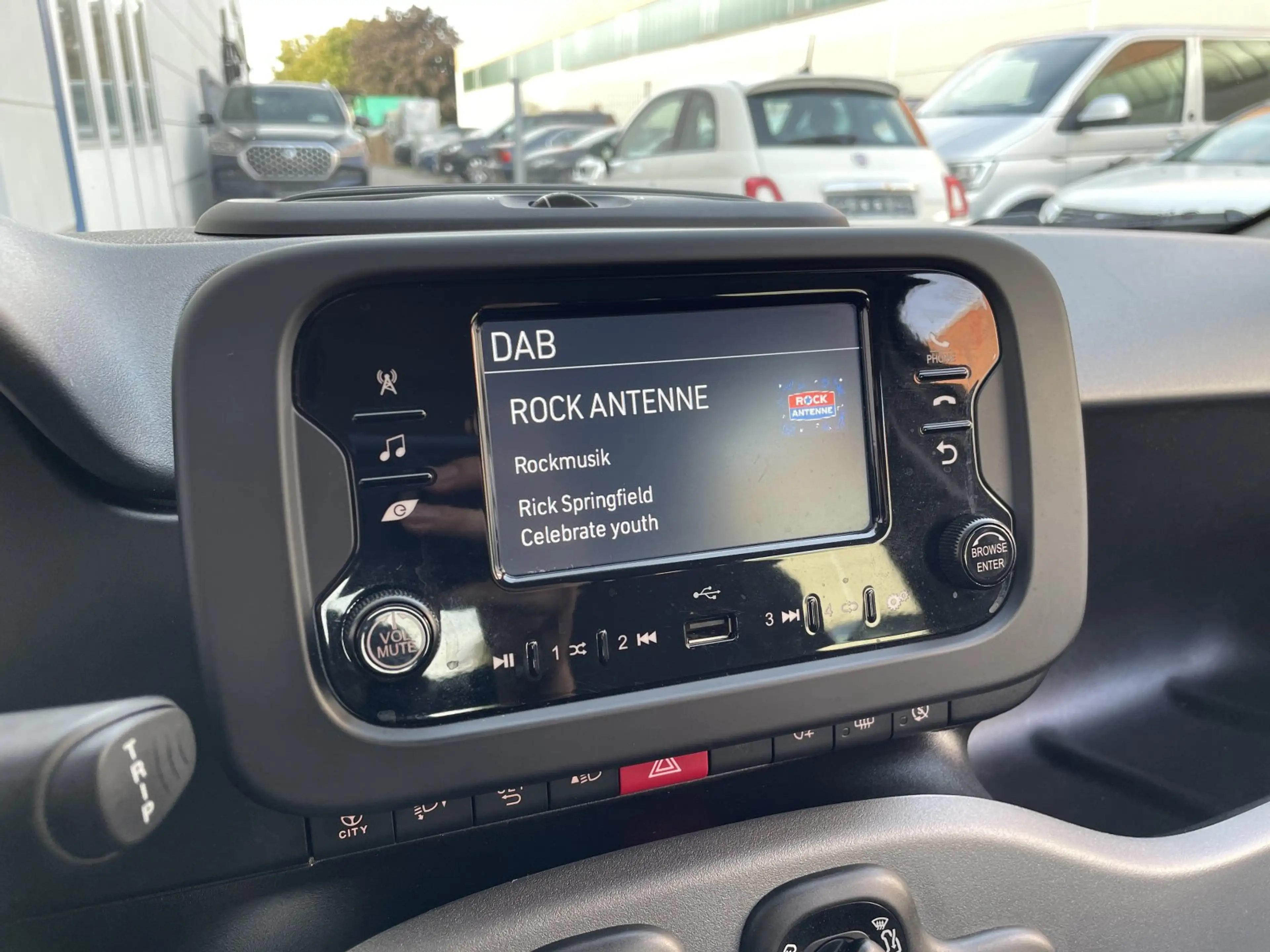 Fiat Panda 1.0 Mild Hybrid GSE Base Klima DAB — photo 5