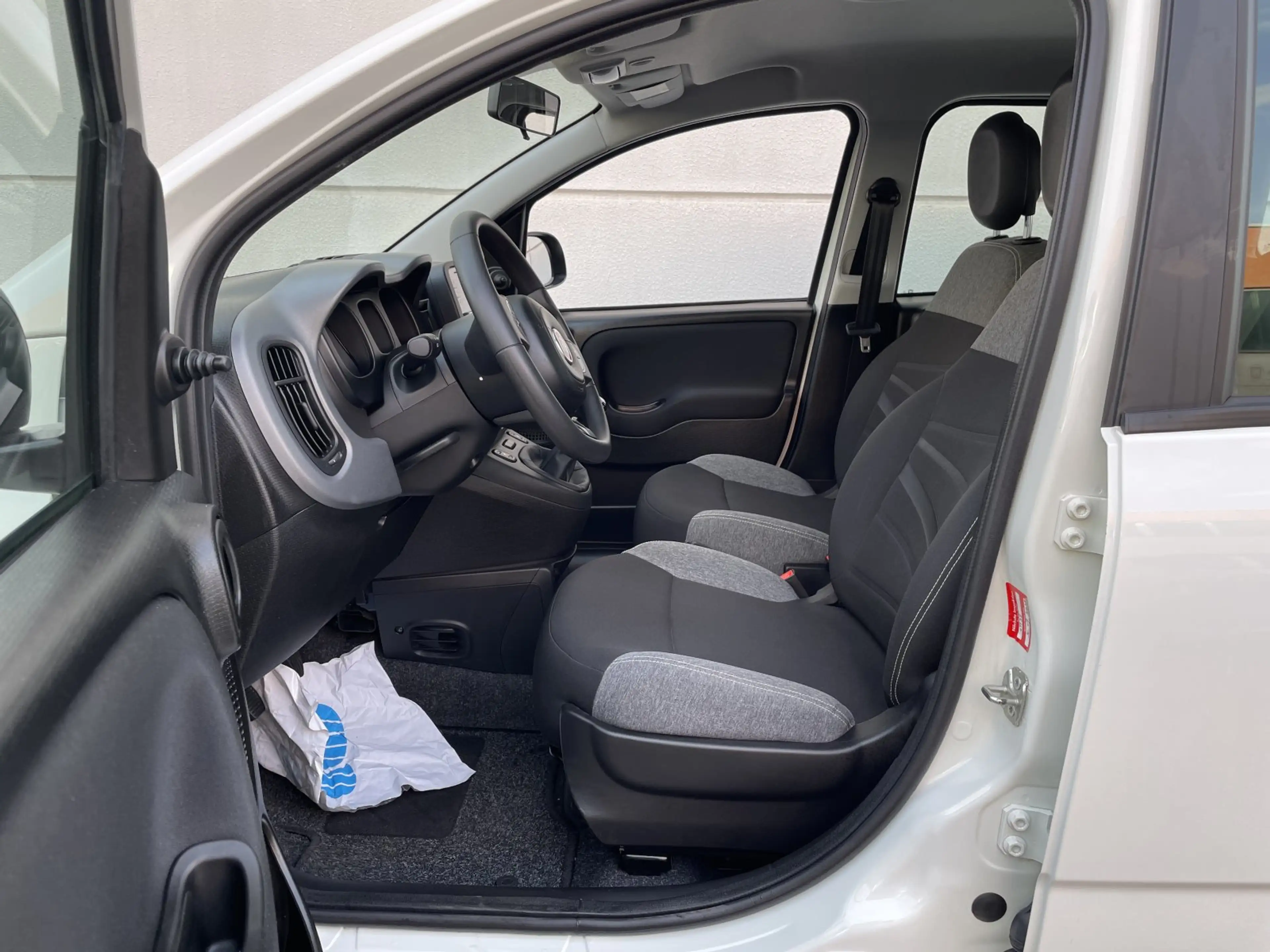 Fiat Panda 1.0 Mild Hybrid GSE Base Klima DAB — photo 11