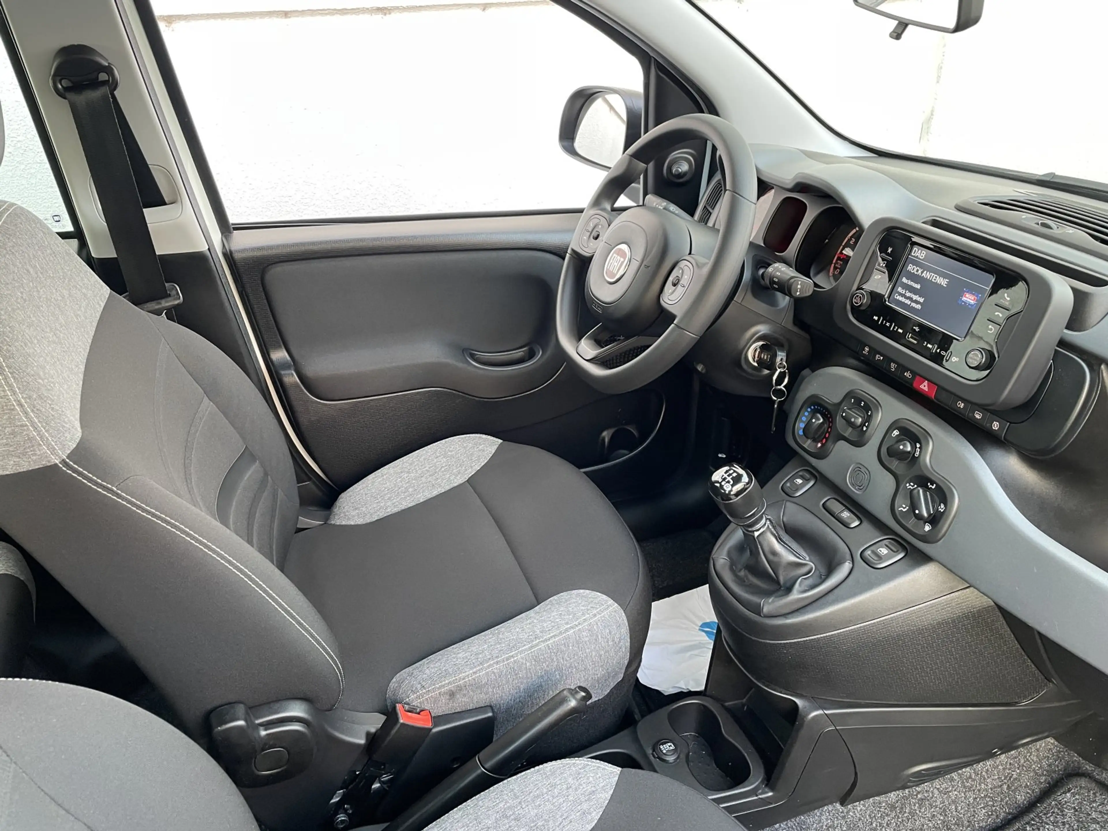 Fiat Panda 1.0 Mild Hybrid GSE Base Klima DAB — photo 14