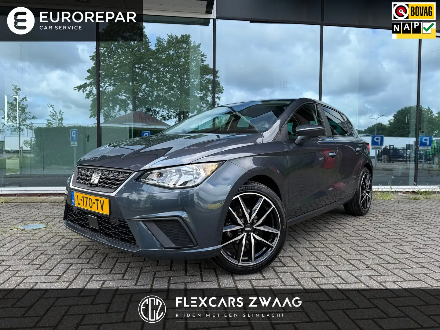 SEAT Ibiza 1.0 TSI Style Business Intense - Navi - Camera - C Gris - 1