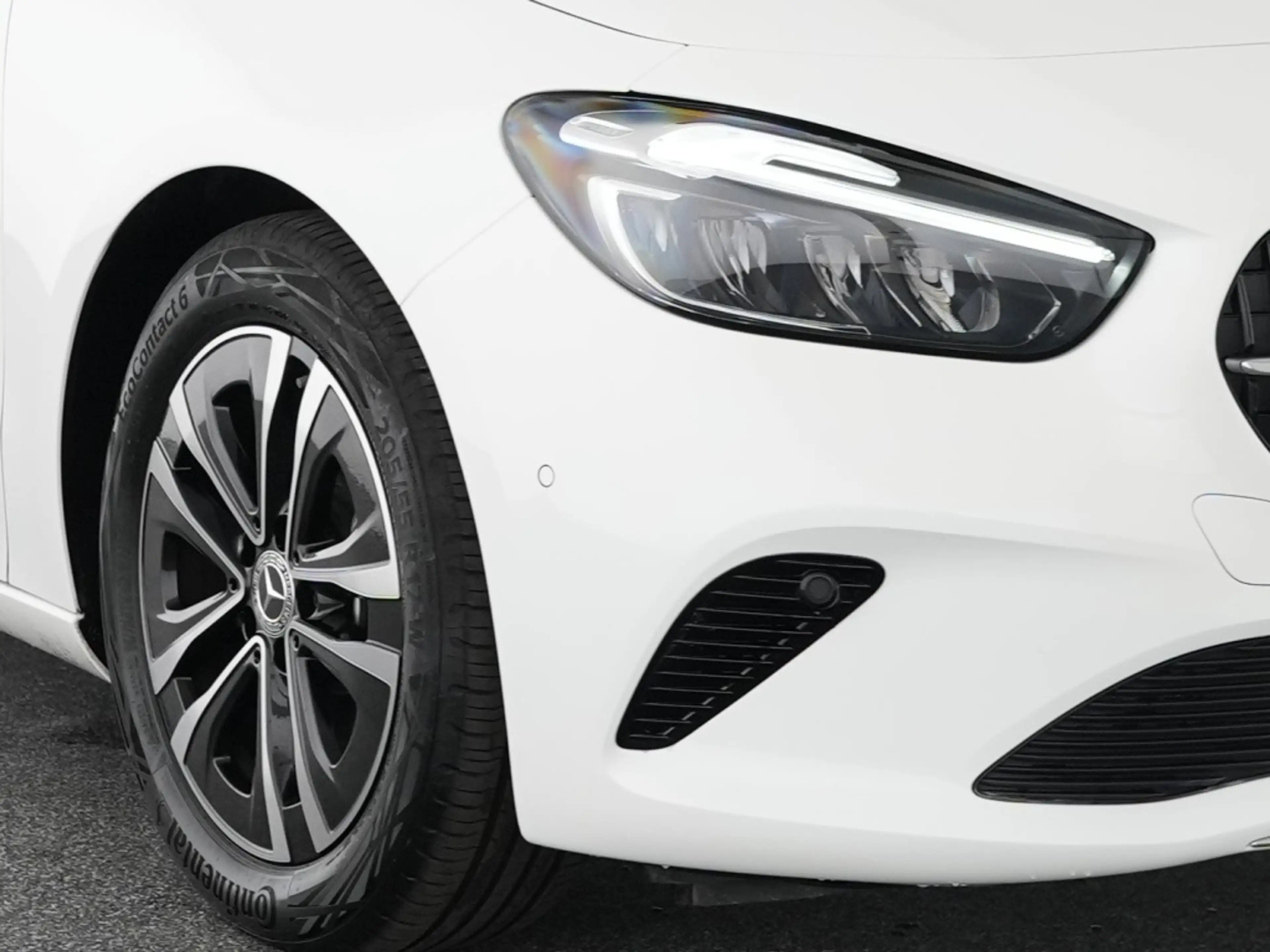 Mercedes-Benz B 180 d Progressive Advanced Kamera Winter Navi — photo 7