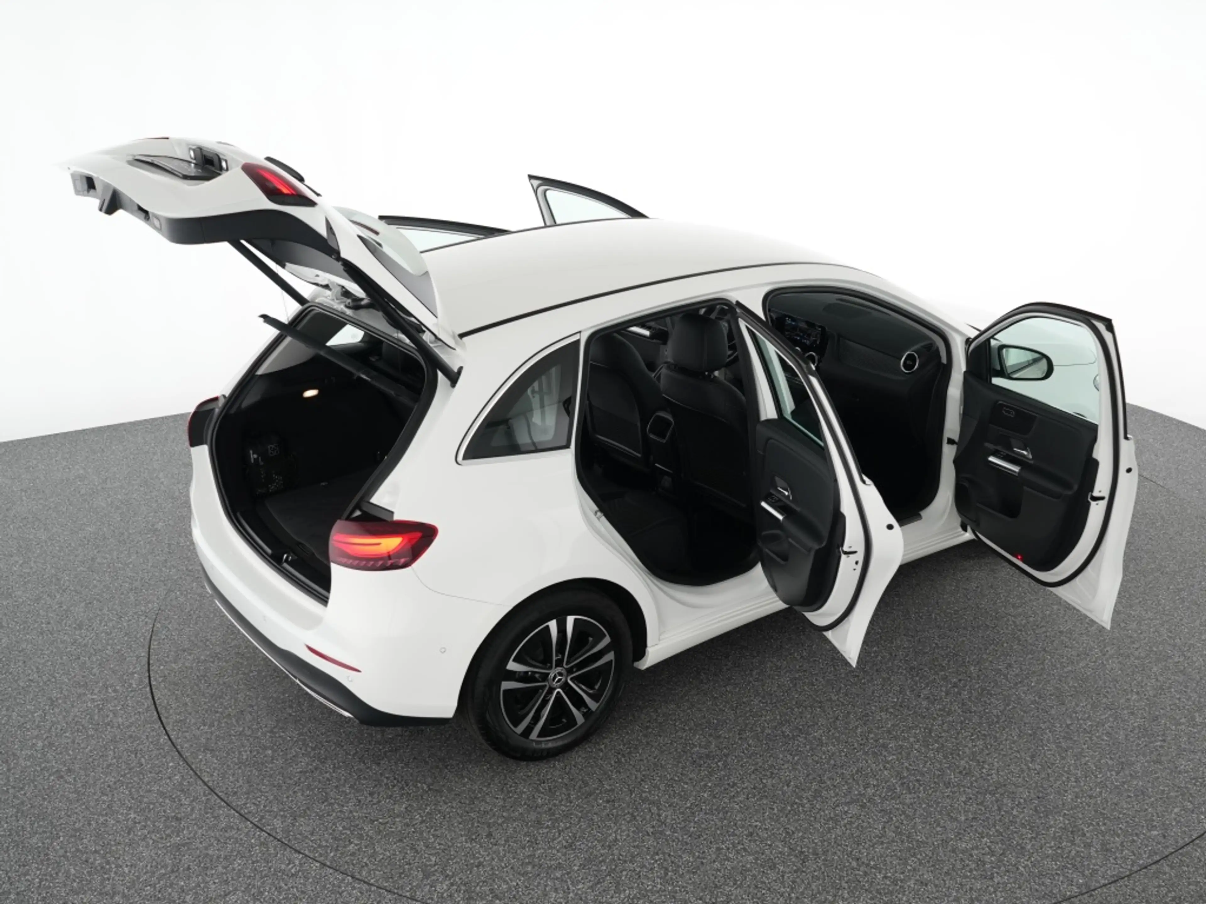 Mercedes-Benz B 180 d Progressive Advanced Kamera Winter Navi — photo 13