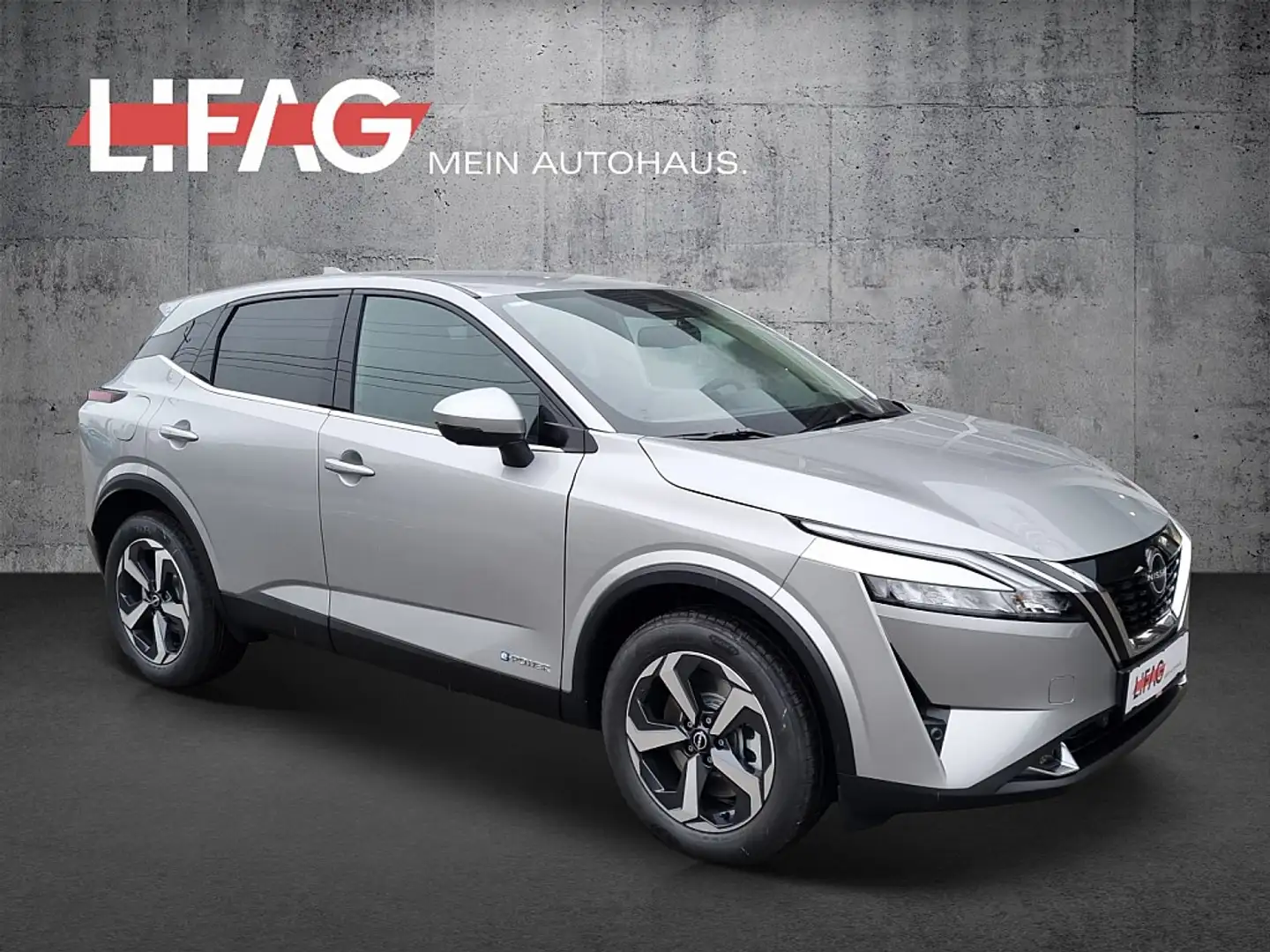 Nissan Qashqai 1,5 VC-T e-Power N-Connecta *ab € 30.990,-* Silber - 1