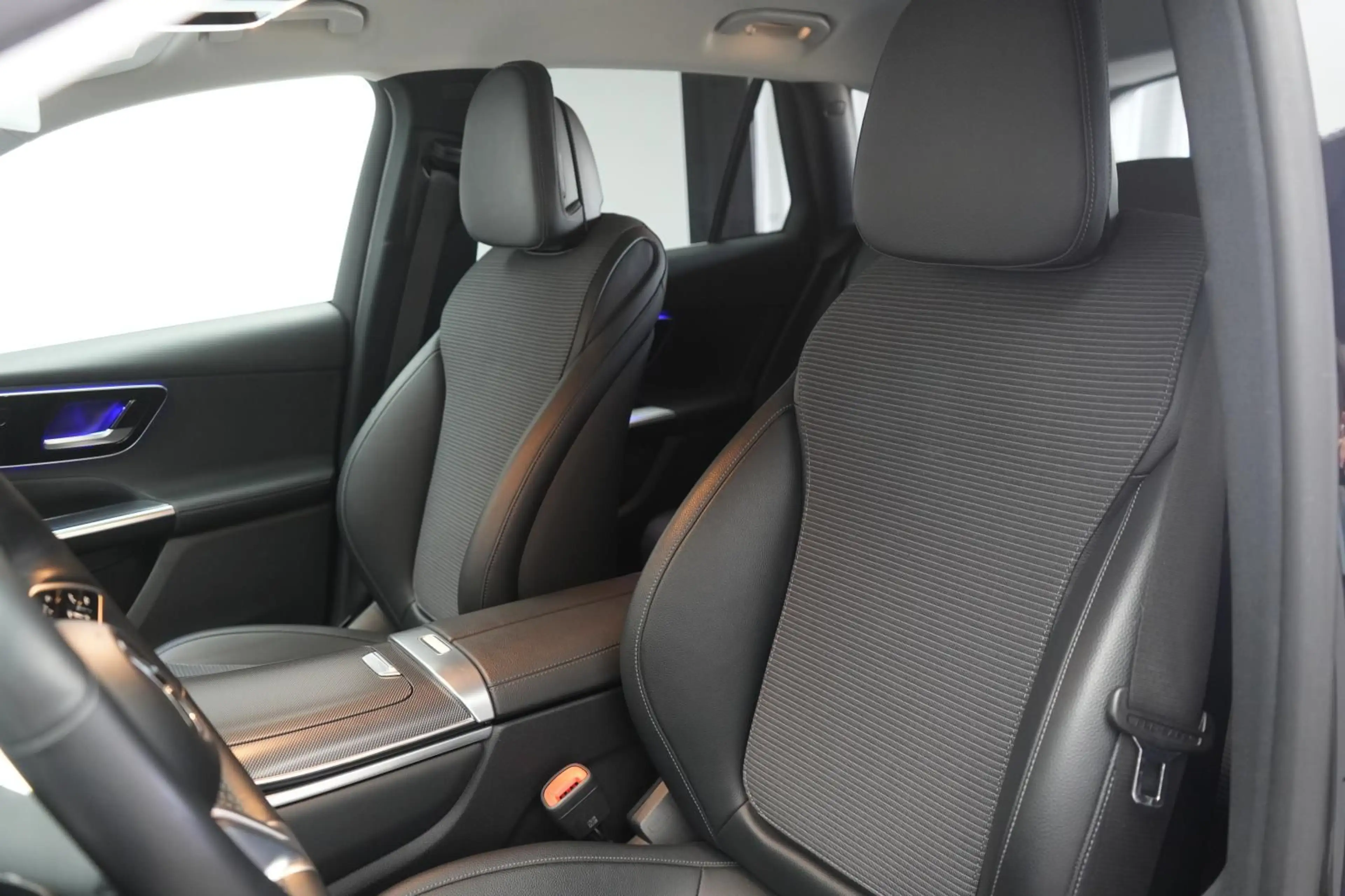 Mercedes-Benz GLC 220 d 4Matic 9G-Tronic Avantgarde Advanced D — photo 10