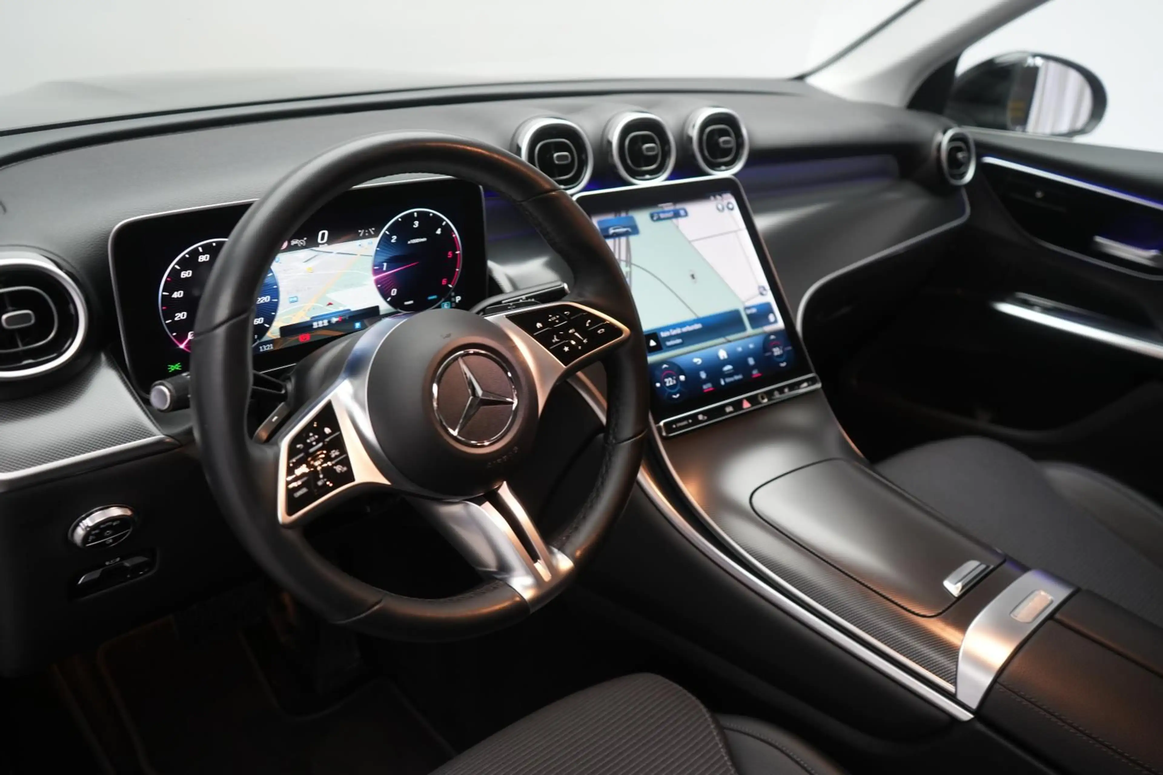Mercedes-Benz GLC 220 d 4Matic 9G-Tronic Avantgarde Advanced D — photo 12