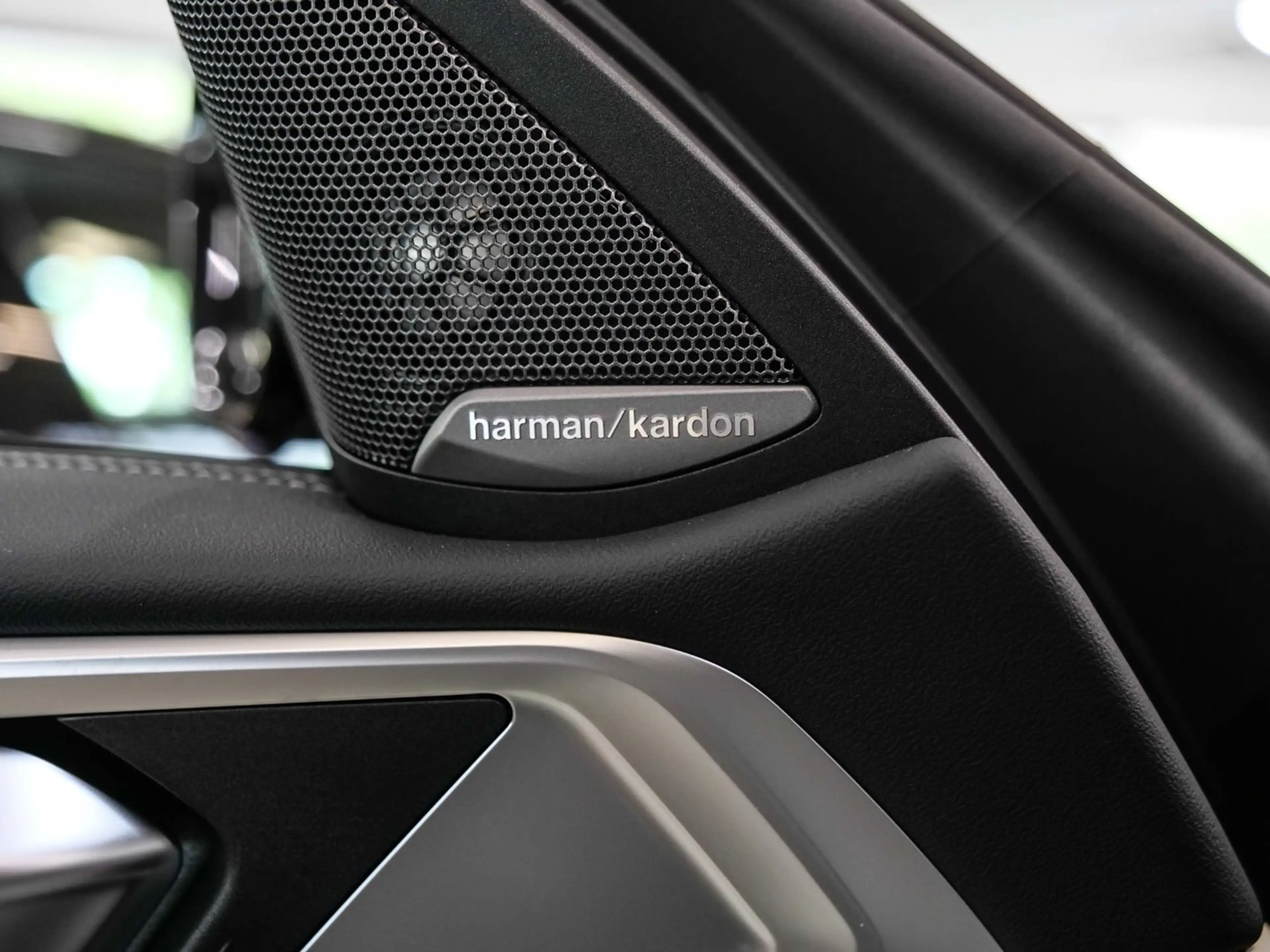 BMW 440 M440i xDrive MSport + H/K + 19" + DAprof — photo 23