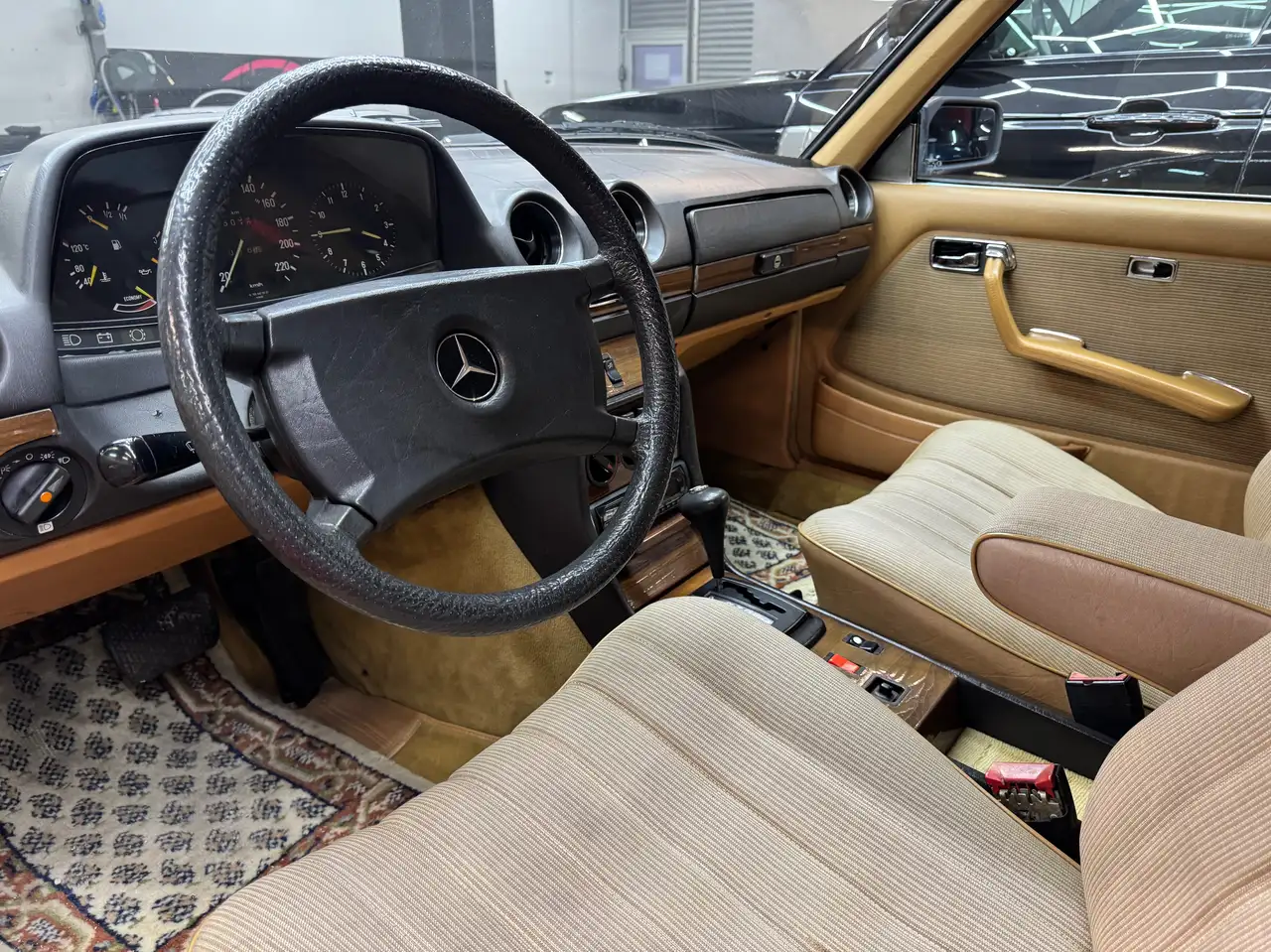Mercedes-Benz CE 280 Automatik/Schiebedach/Pickerl, foto 8