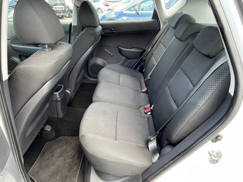 Hyundai i30 Classic/TüvNeu/ServiceNeu/Garantie — photo 14