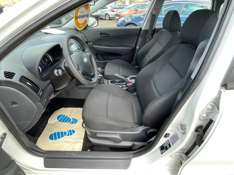 Hyundai i30 Classic/TüvNeu/ServiceNeu/Garantie — photo 11