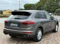 Porsche Cayenne 3.0 diesel tiptronic Grigio - thumbnail 6