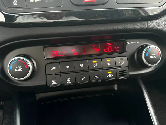 Kia Carens view 9
