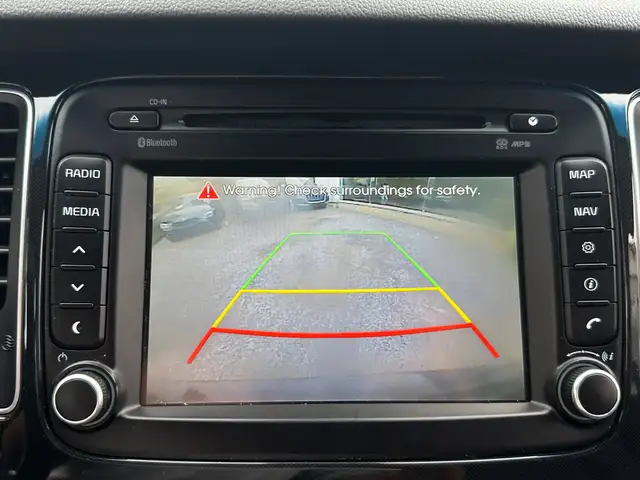 Kia Carens view 7