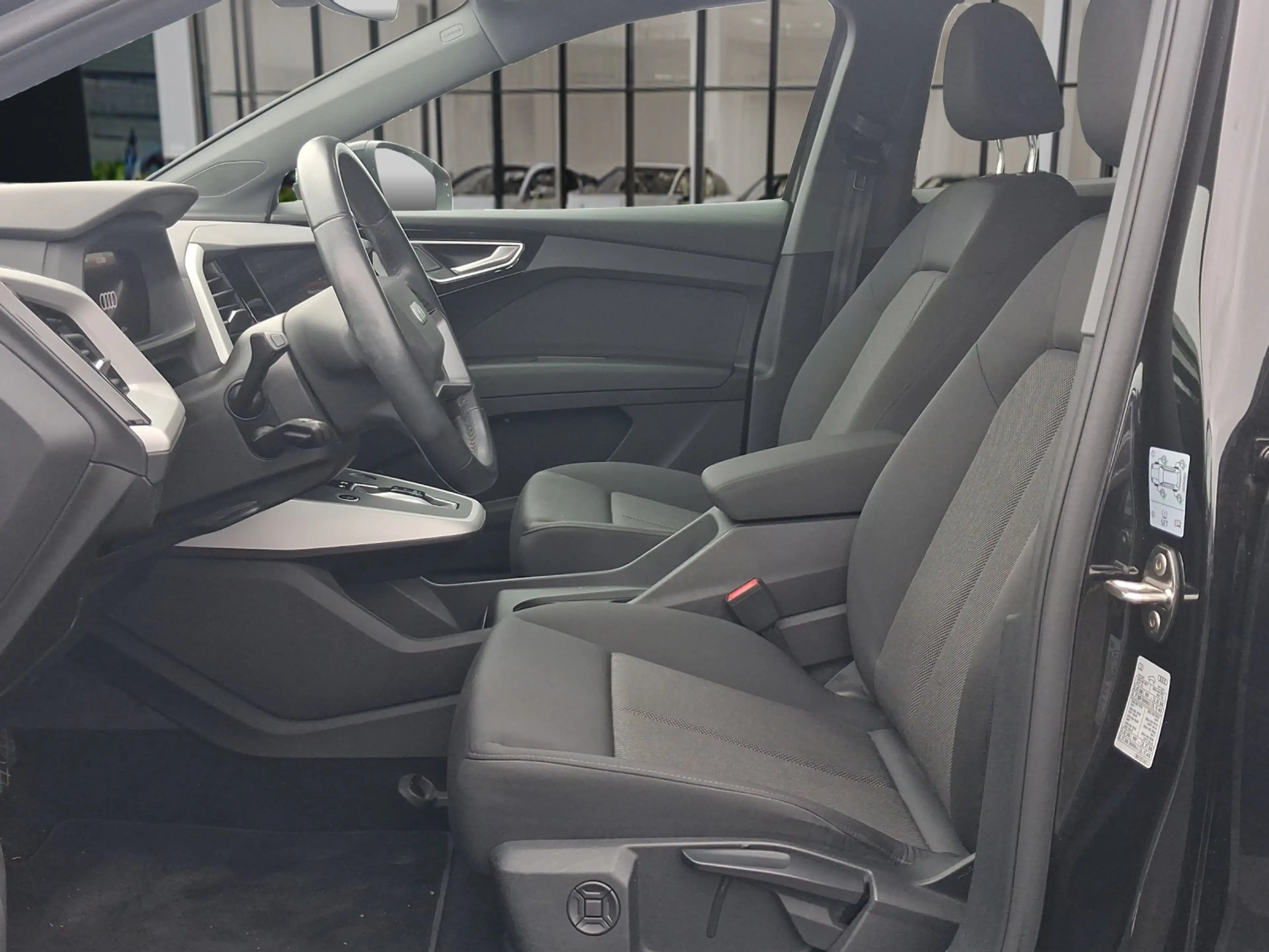 Audi e-tron advanced ACC LED Navi 20" RFK CarPlay — photo 5