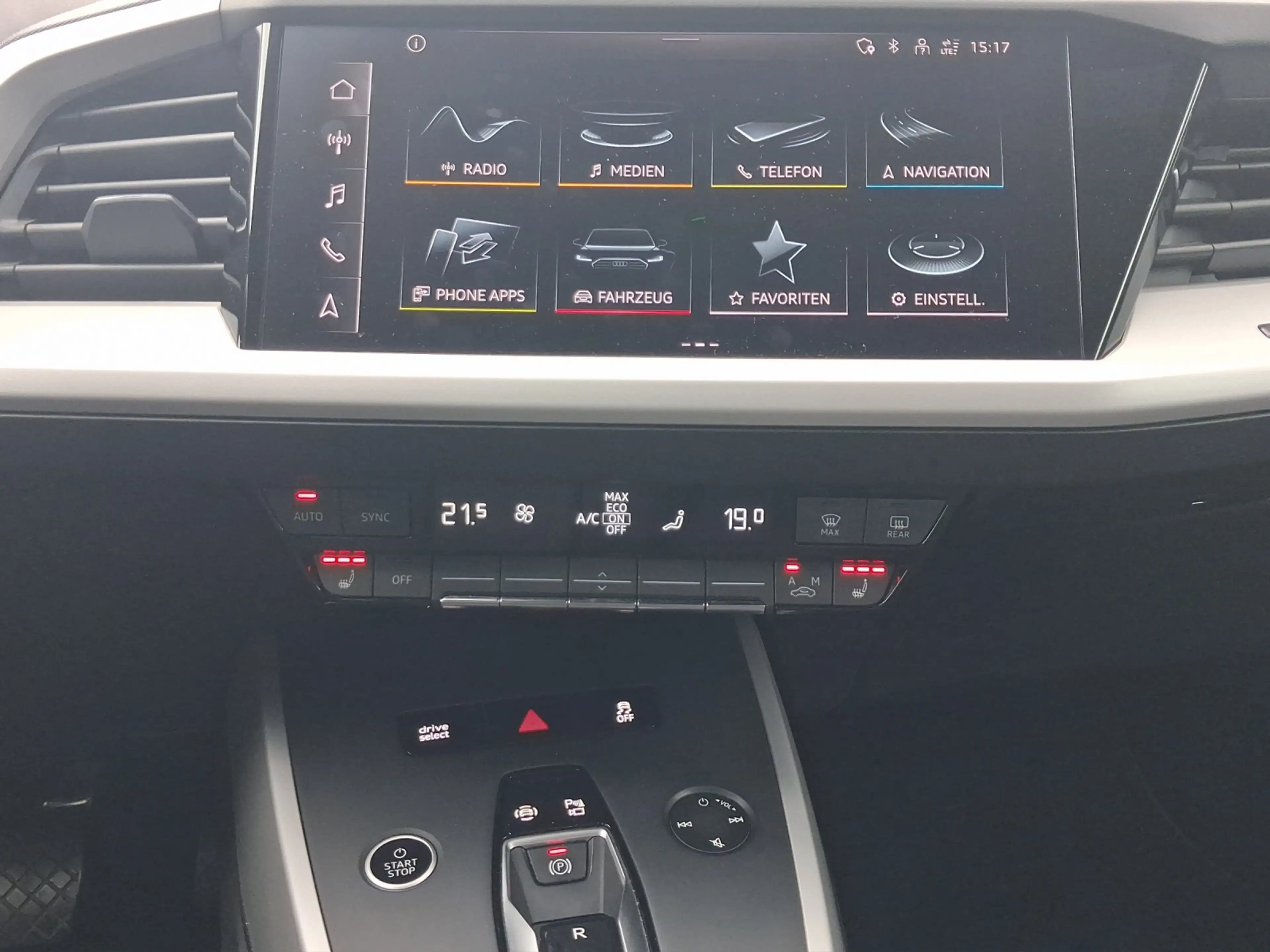 Audi e-tron advanced ACC LED Navi 20" RFK CarPlay — photo 10