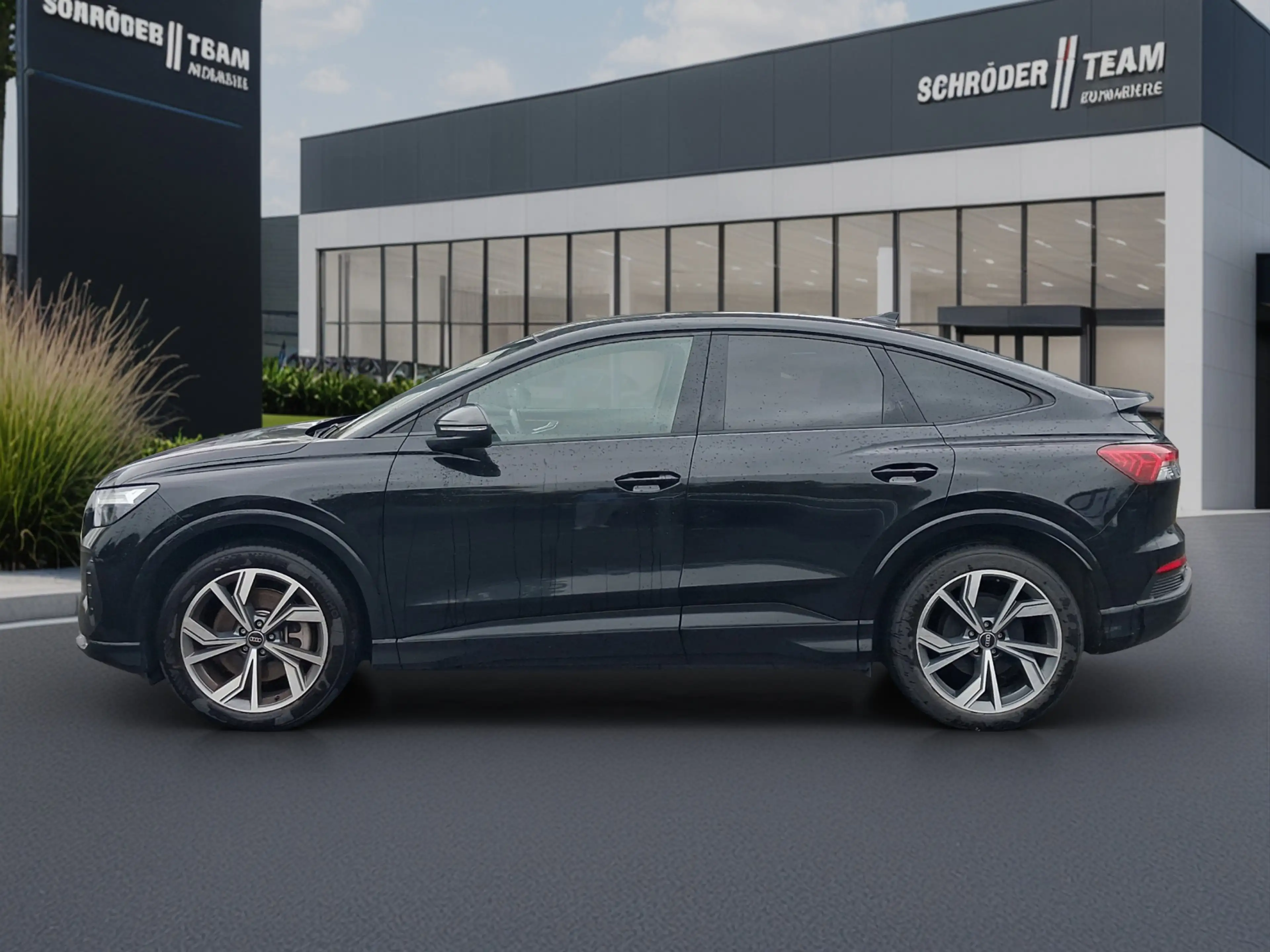 Audi e-tron advanced ACC LED Navi 20" RFK CarPlay — photo 2
