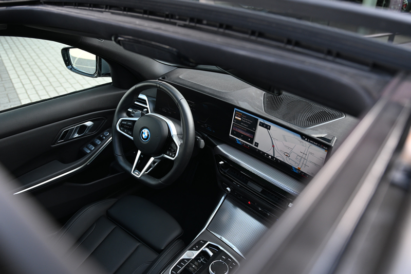 BMW 330 3 Serie 330e M Sport Automaat / Schuif-kanteldak / — photo 6