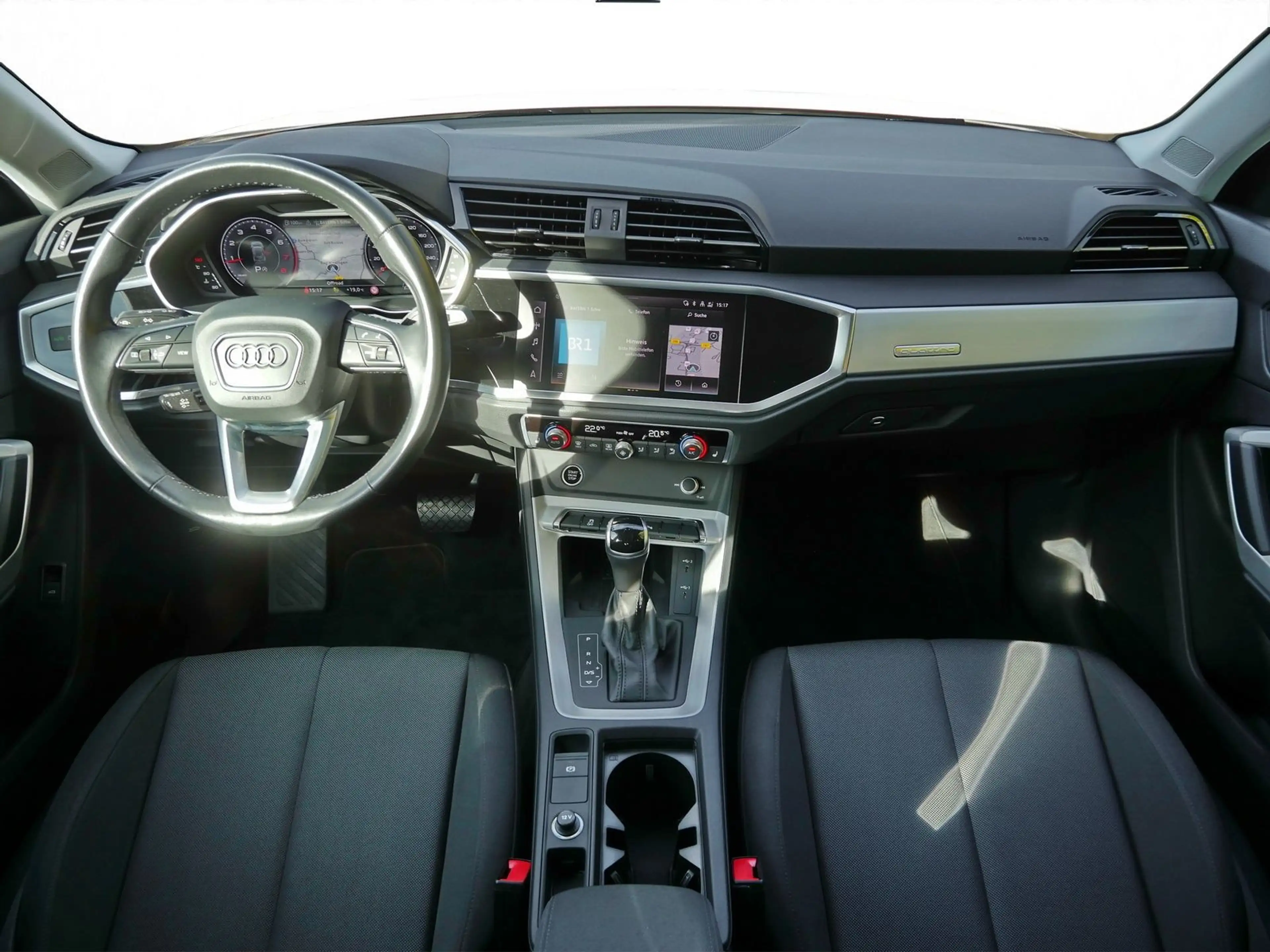 Audi Q3 45 TFSI qu. S line *LED*Navi*Business*EPH*SHZ — photo 5