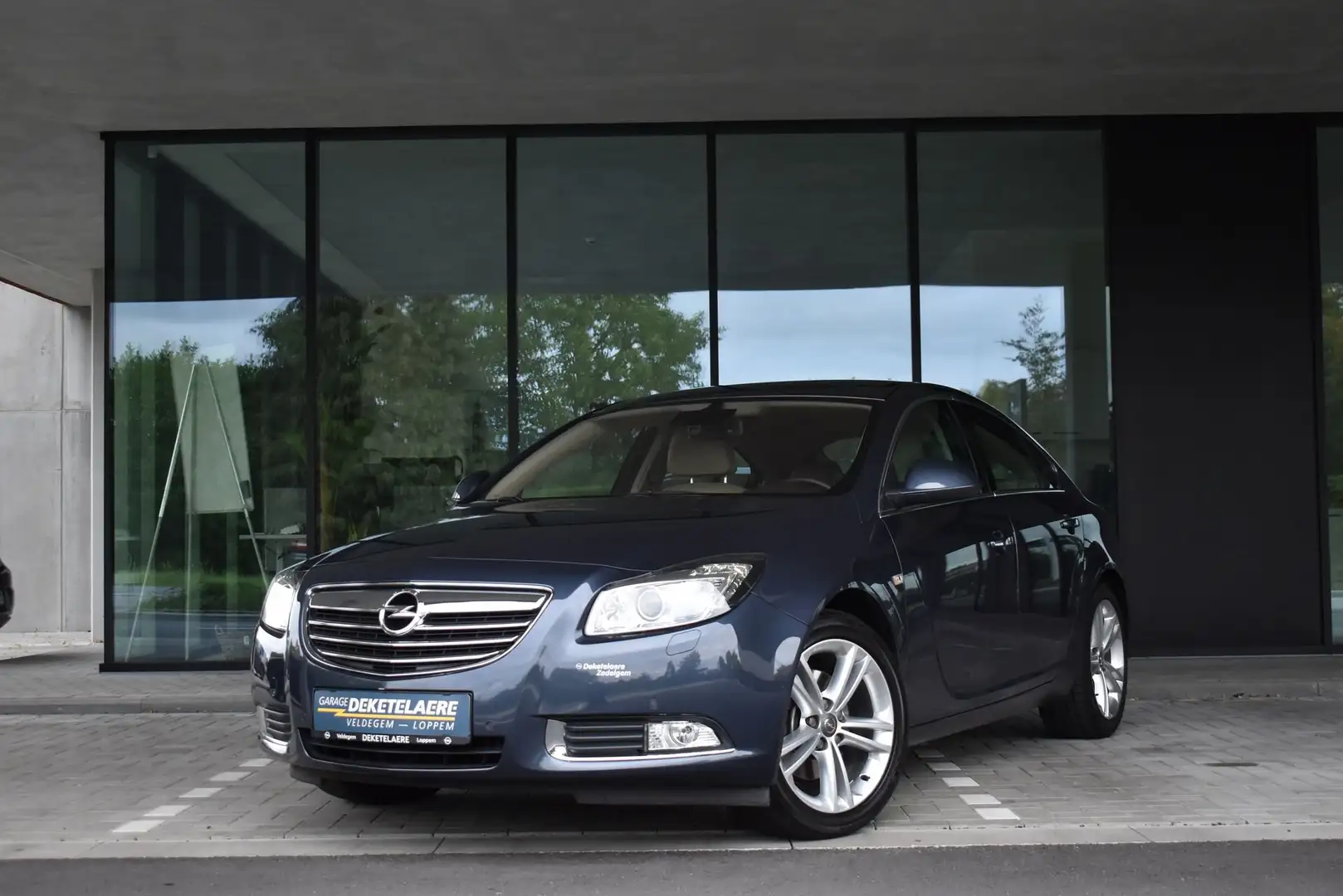 Opel Insignia 2.0Turbo 220pk 5Drs. Cosmo *1e Eigenaar met odh b - 1