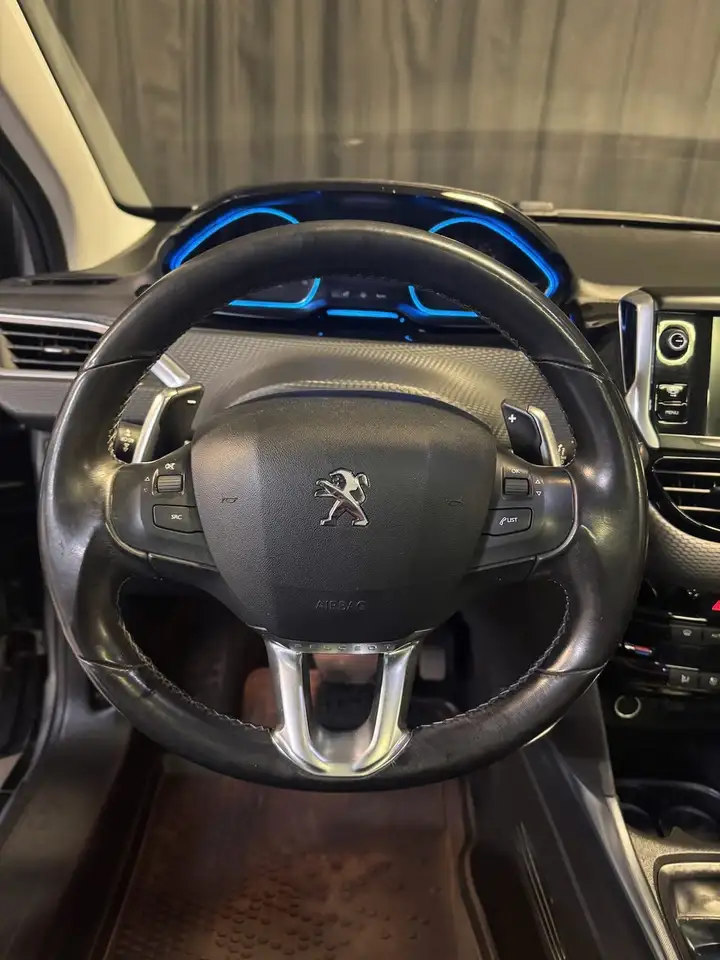 Peugeot 2008 2008 — photo 2