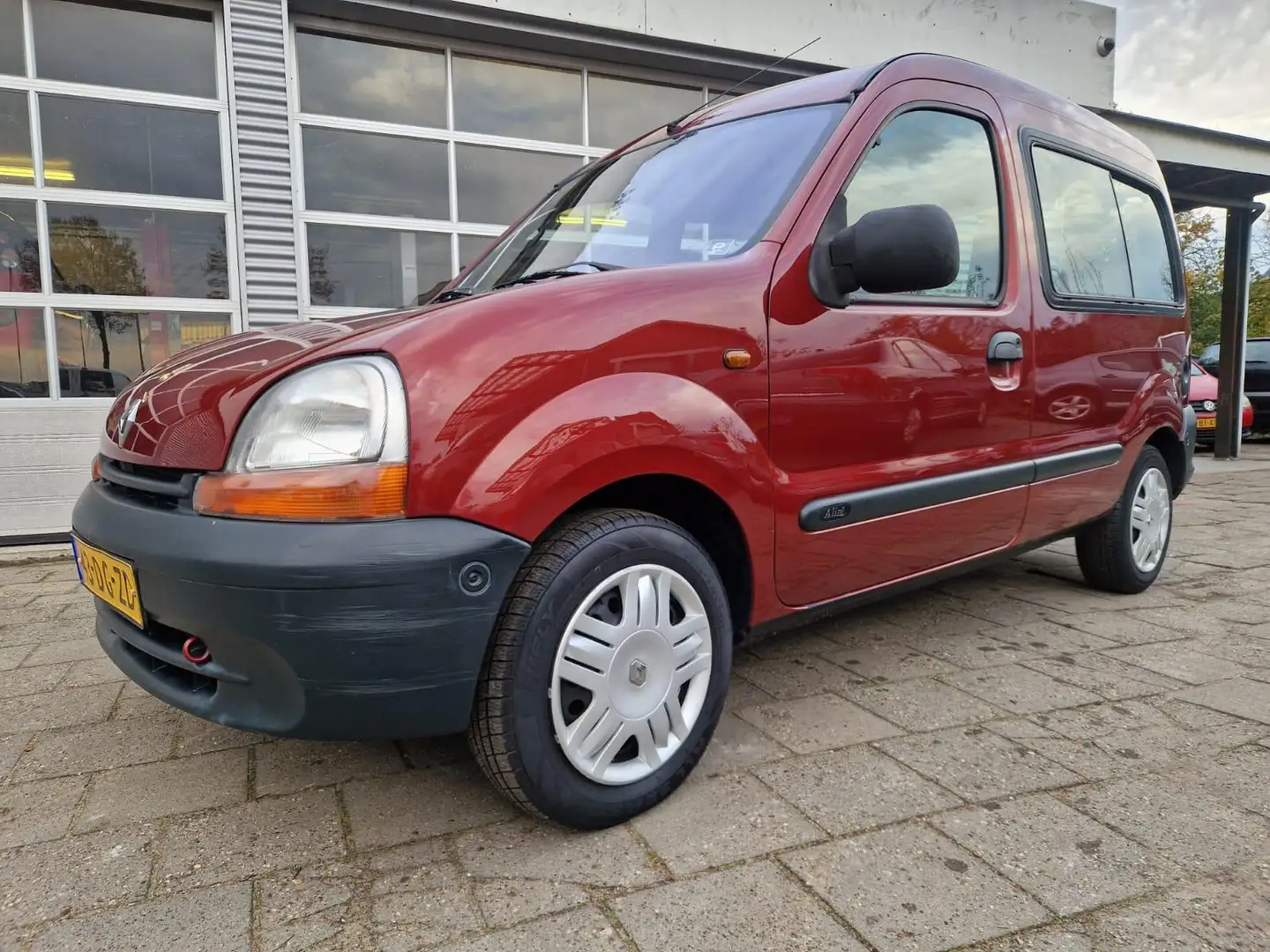 Renault Kangoo 1.4 RT ( ROLSTOELVERVOER) Rood - 1