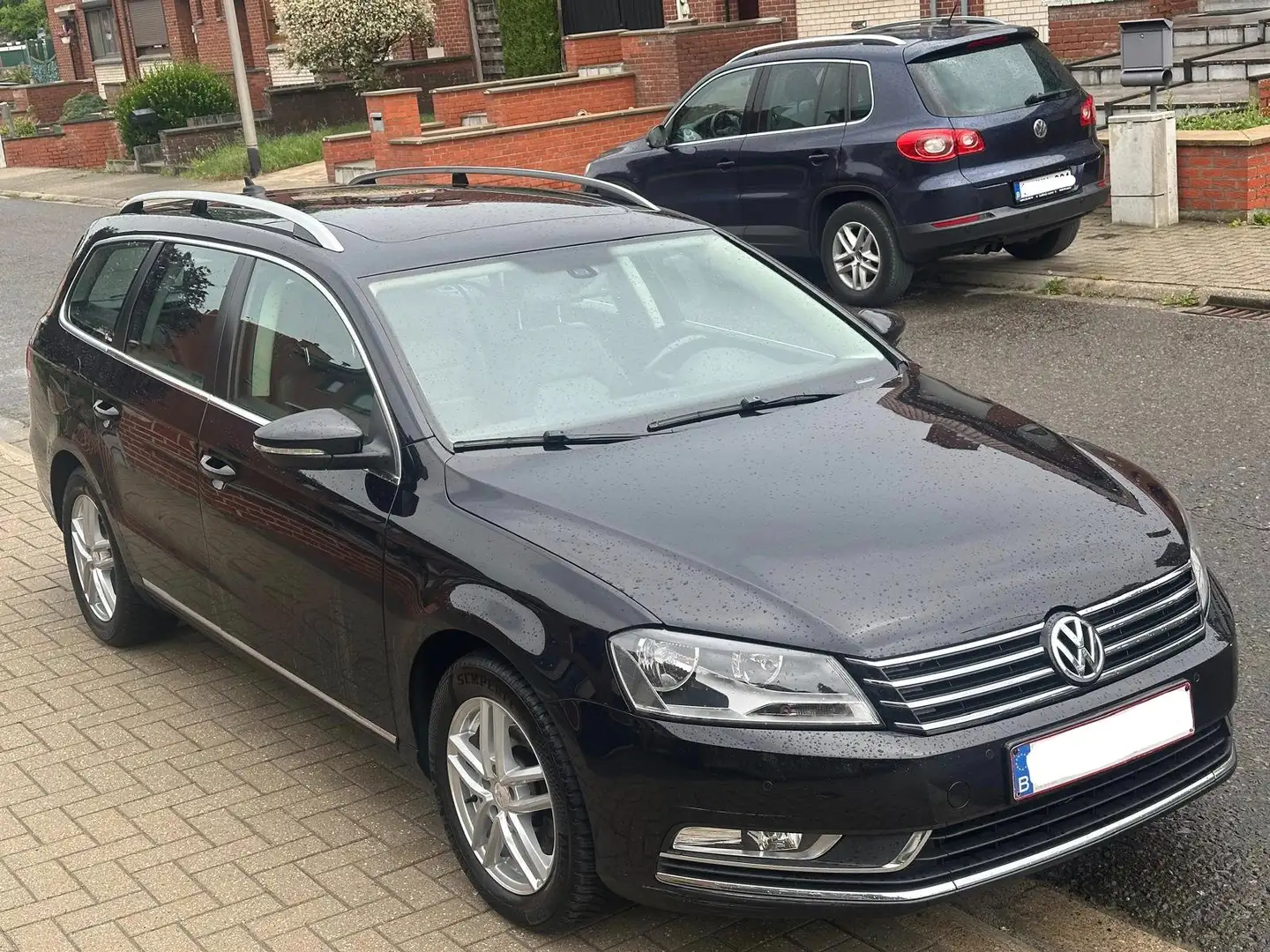 Volkswagen Passat Variant 1.6 CR TDi Highline BMT Black - 1