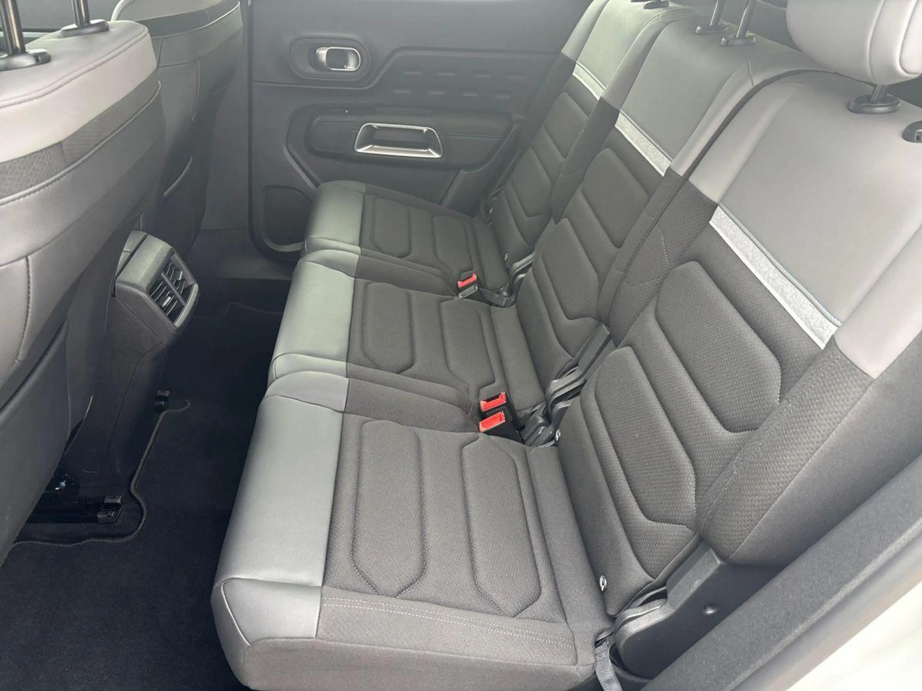 Citroen C5 Aircross Feel Pack PT130 - LED/KLIMAAUT/KAMERA/PDC — photo 14