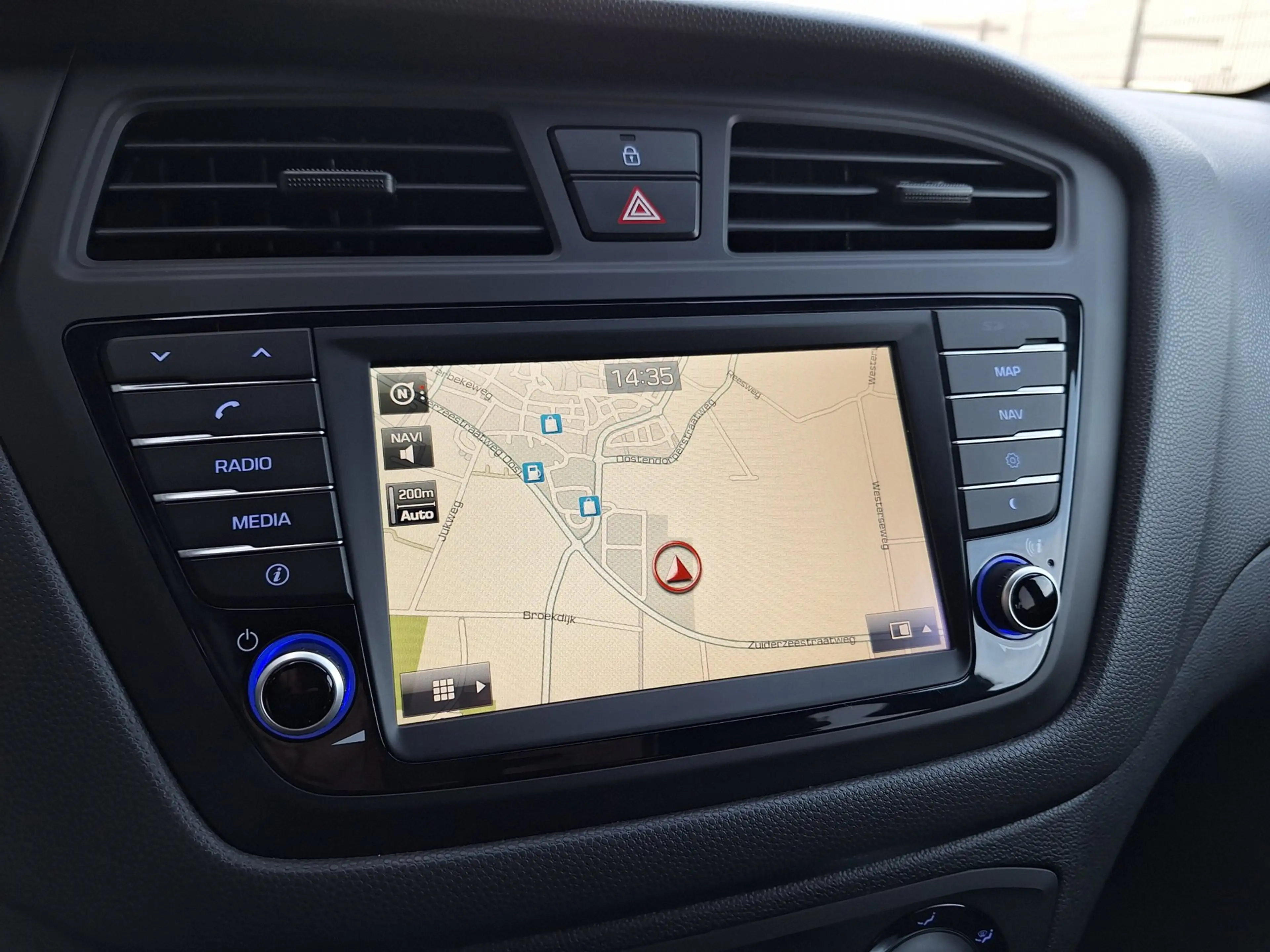 Hyundai i20 1.0 T-GDI Go! 2016 CAMERA|NAVI|ORIG NL|PDC — photo 15