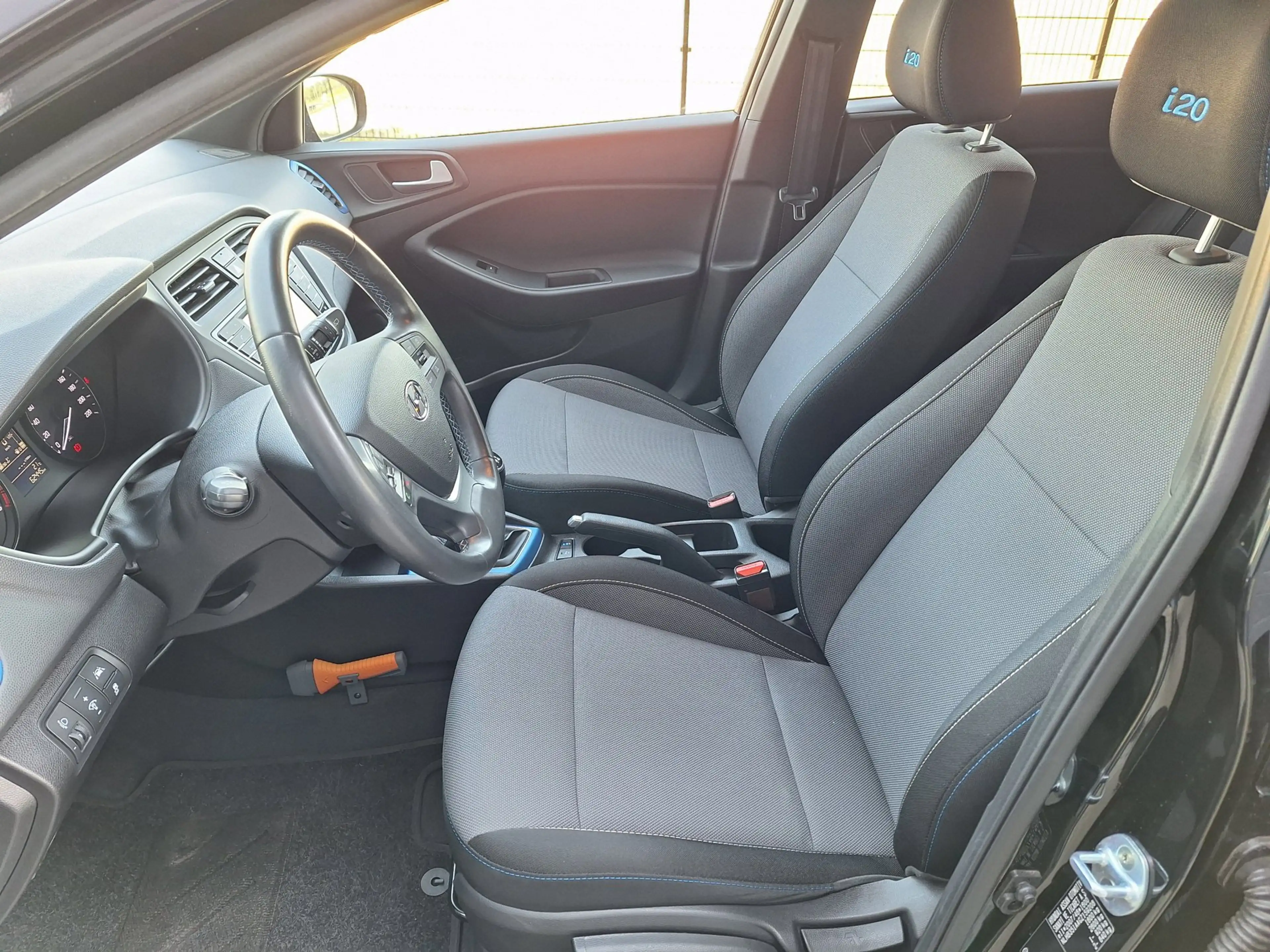 Hyundai i20 1.0 T-GDI Go! 2016 CAMERA|NAVI|ORIG NL|PDC — photo 4