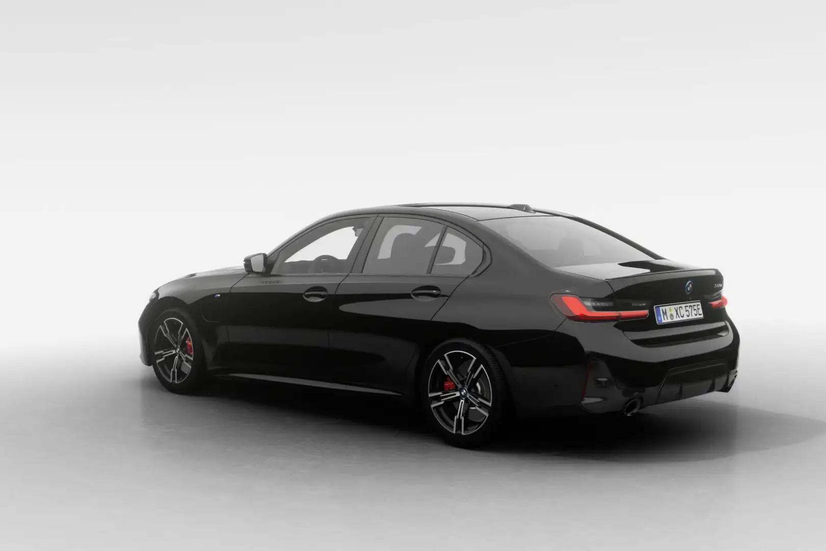 BMW 330 3 Serie Sedan 330e | M Sport Pro | Comfort Pack | Zwart - 2