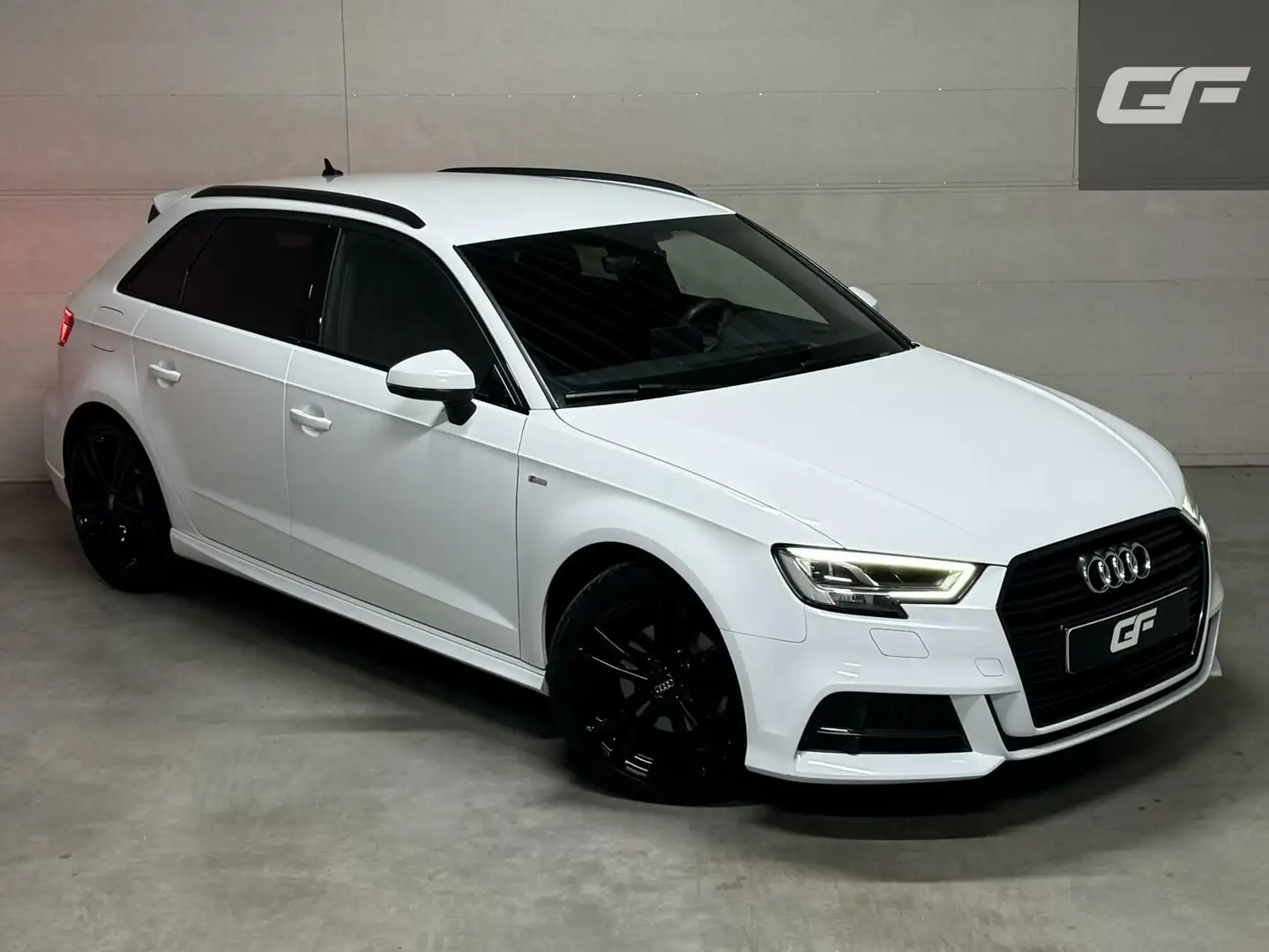Audi A3 Sportback 35 TFSI Black Edition S-Line Virtual NAP Blanc - 2