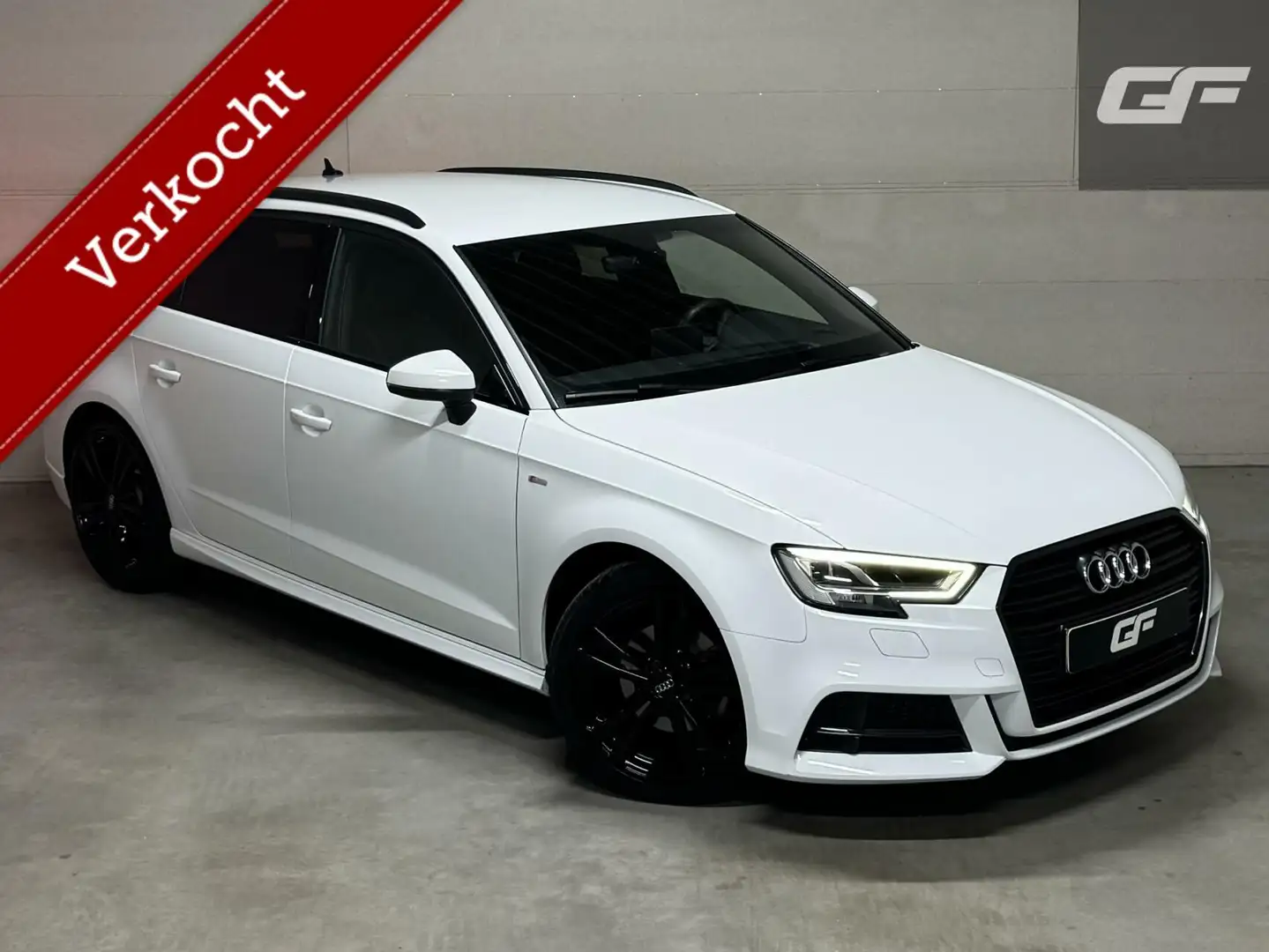 Audi A3 Sportback 35 TFSI Black Edition S-Line Virtual NAP Blanc - 2