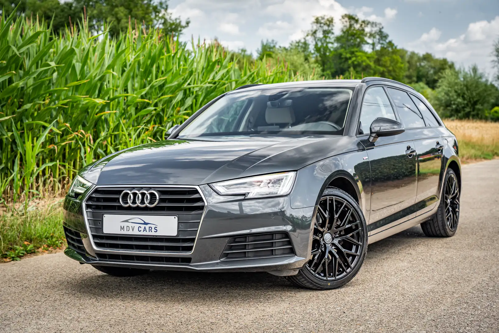 Audi A4 A4 Avant 2.0 TDi Sport S tronic Grijs - 1