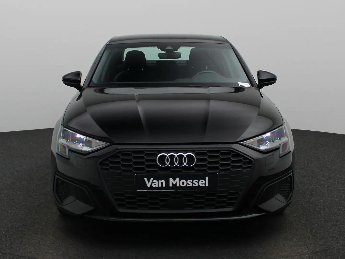 Audi A3 Limousine 30 TDI Pro Line Schwarz - 2