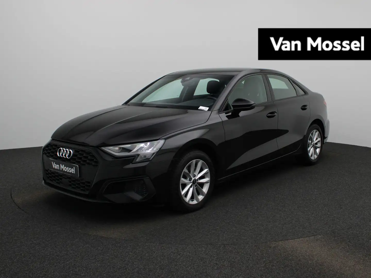 Audi A3 Limousine 30 TDI Pro Line Zwart - 1