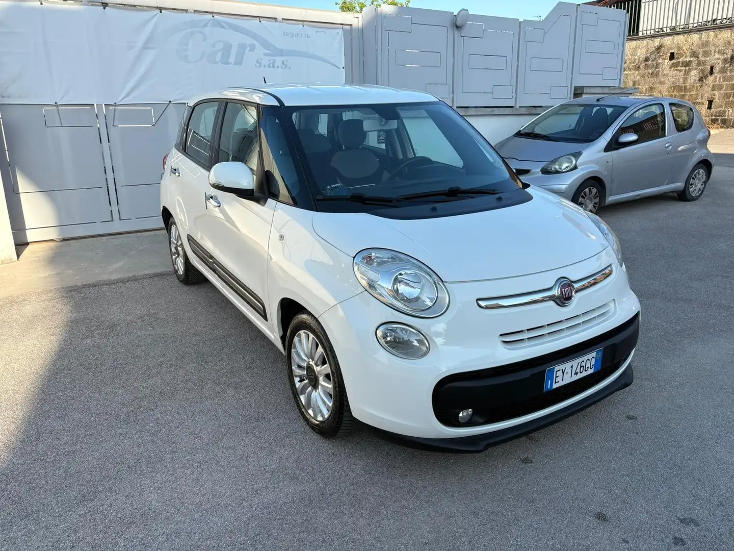 Fiat 500L 500L 1.3 mjt Lounge 85cv Blanc - 1