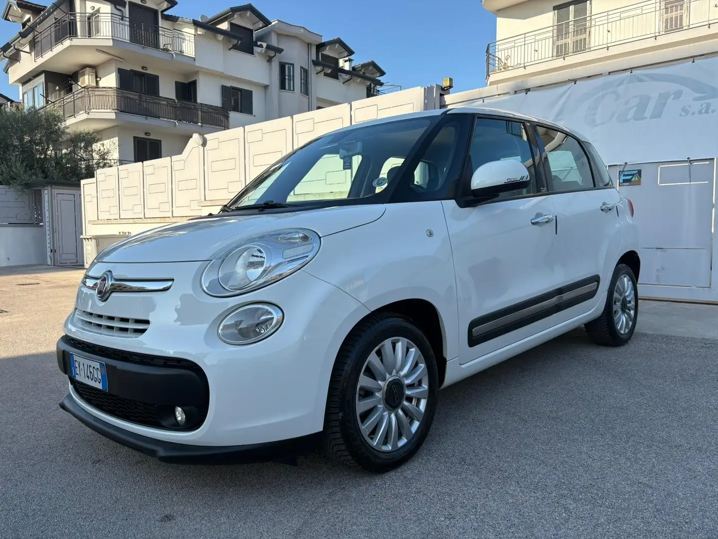 Fiat 500L 500L 1.3 mjt Lounge 85cv Blanc - 2