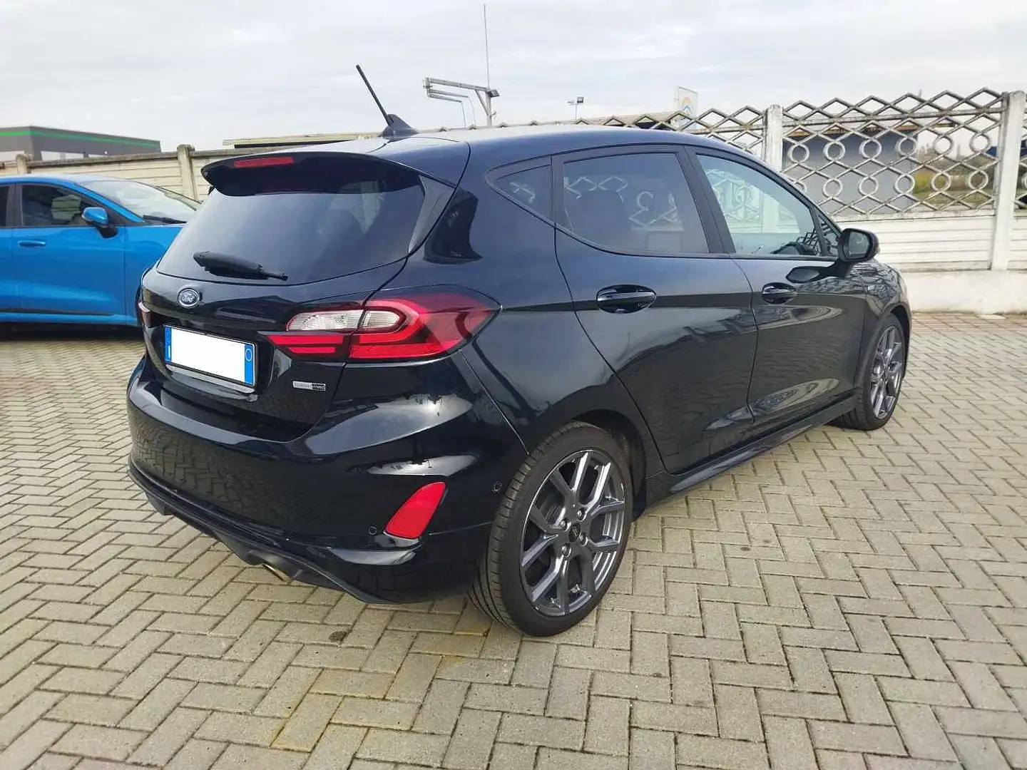 Ford Fiesta 7ª serie 1.0 Ecoboost Hybrid 125 CV 5 porte ST-Lin Negro - 2