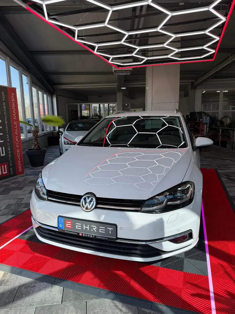 Volkswagen Golf 1.5 TSI, Highline, NAVI, Klima, DSG Weiß - 2