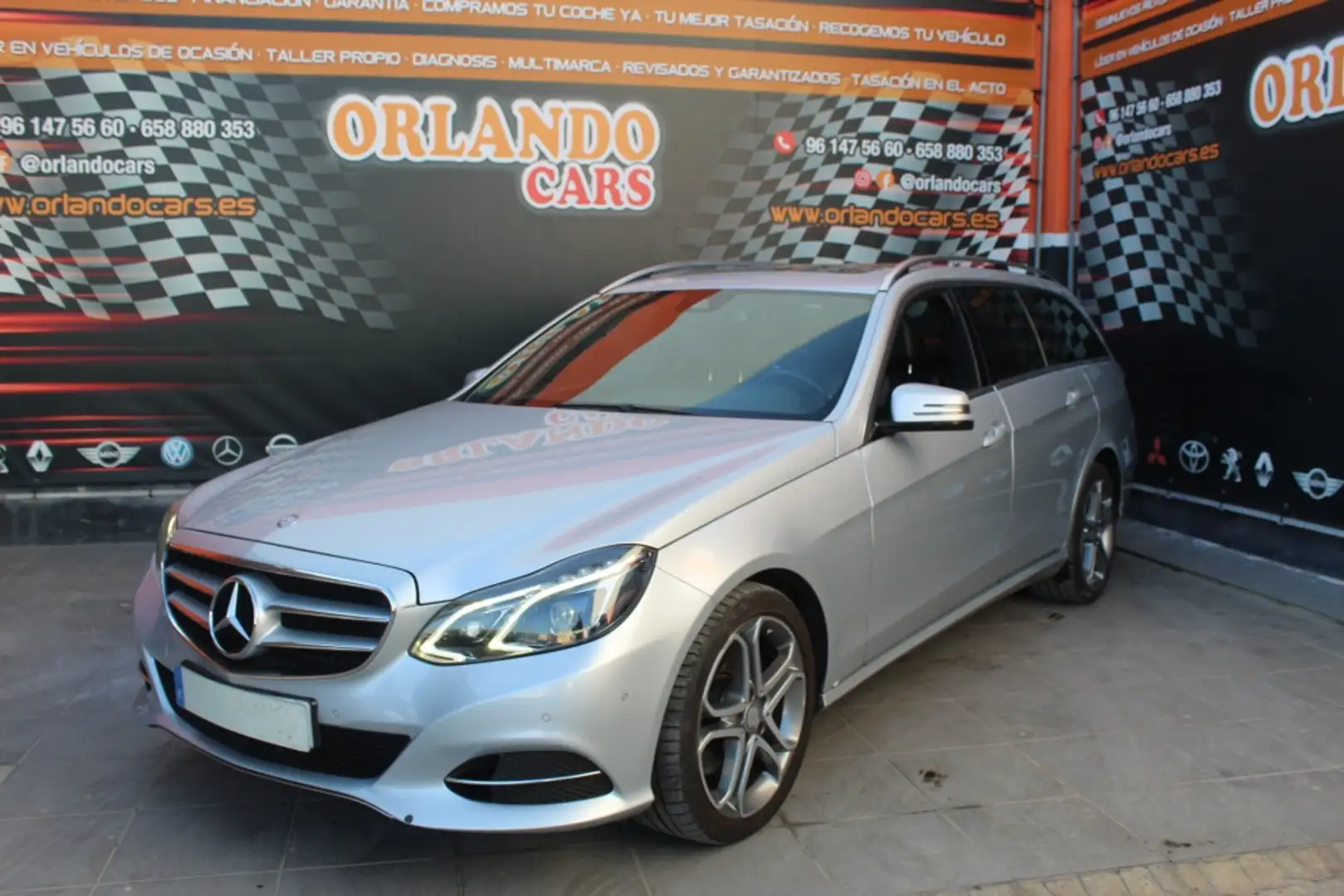 Mercedes-Benz E 220 220CDI Avantgarde Gris - 1