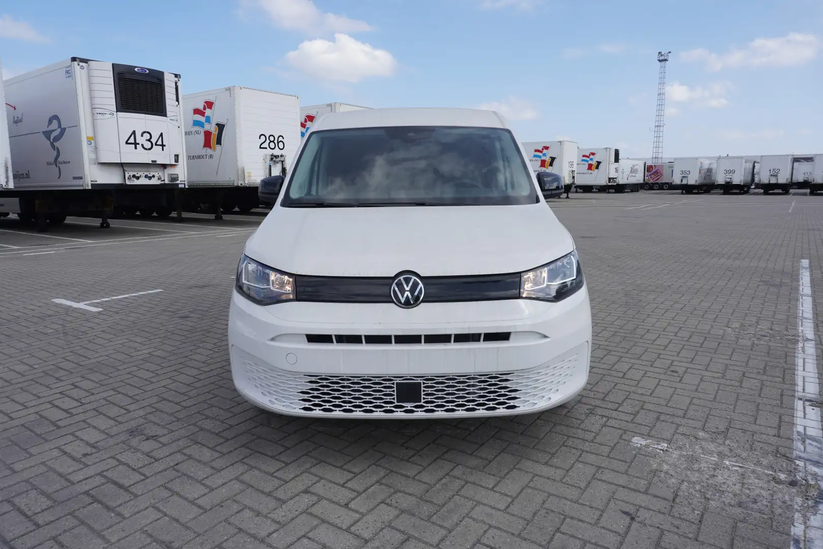 Volkswagen Caddy Cargo Maxi 2.0 TDI Style 2.0 TDI 75 PK Style, Lich Blanco - 2