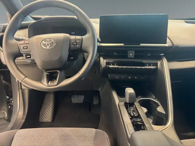 Toyota C-HR view 11