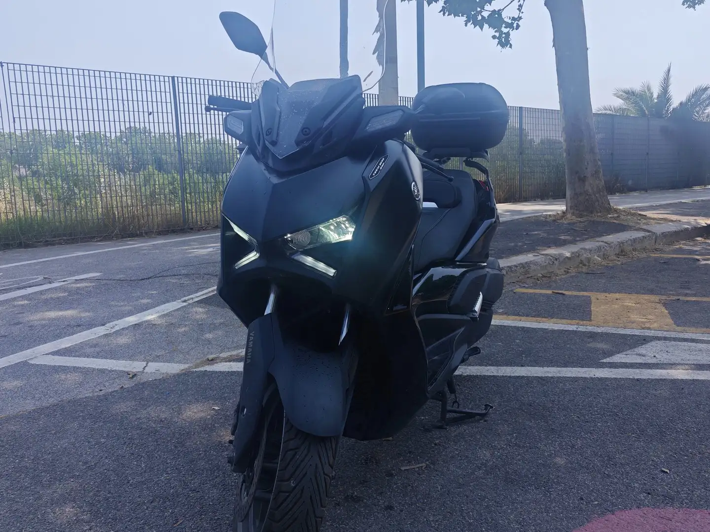 Yamaha X-Max 300 Tech Max Nero - 1